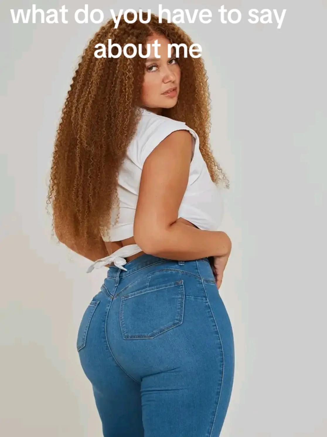 @Pamela Alexandra fan page