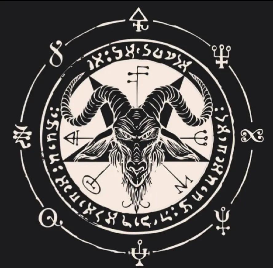 @"ZeUs"666 🖤🍃🔯