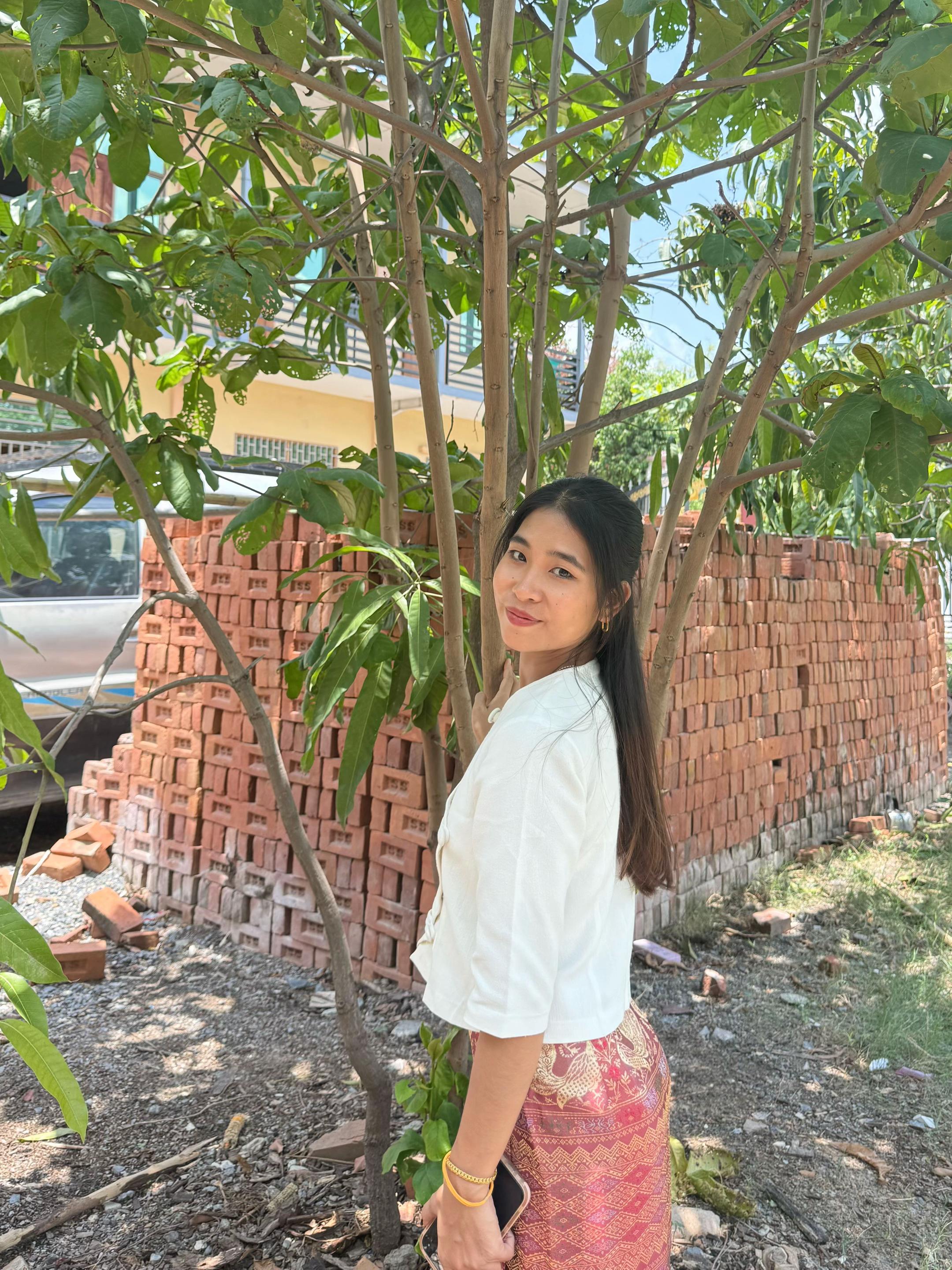 @Lone Kham