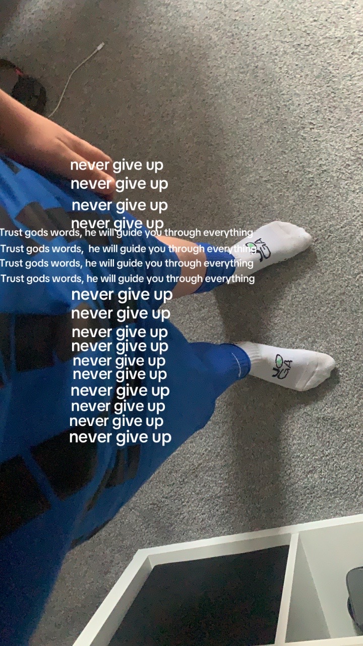 @✝︎