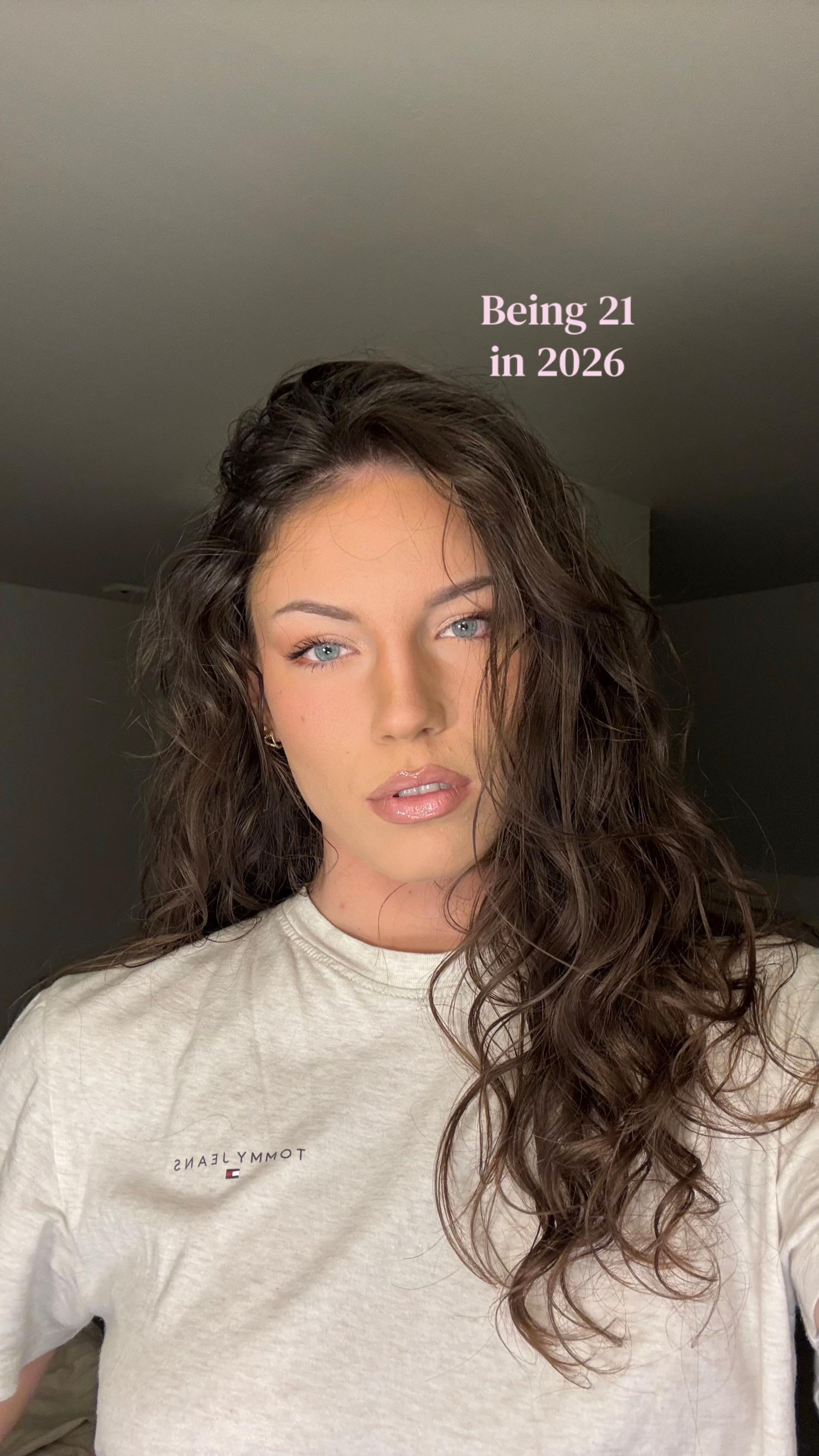 @Lola Kovačević⚡️