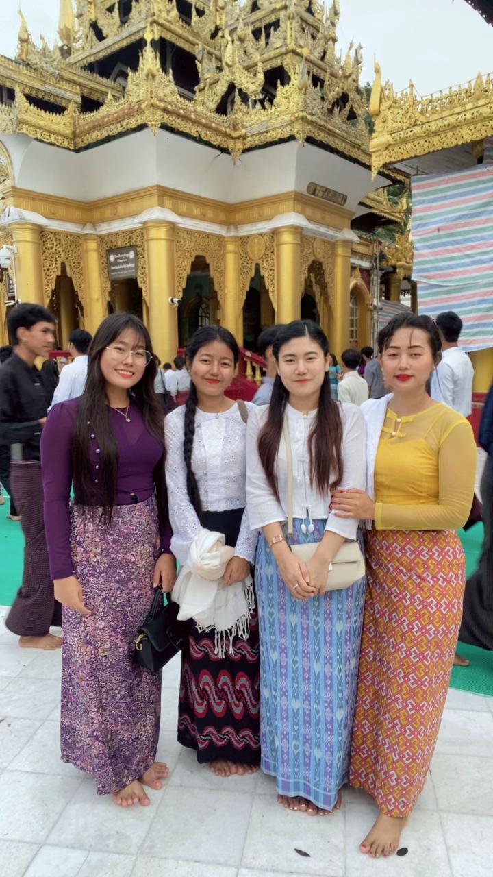 @Myat😘