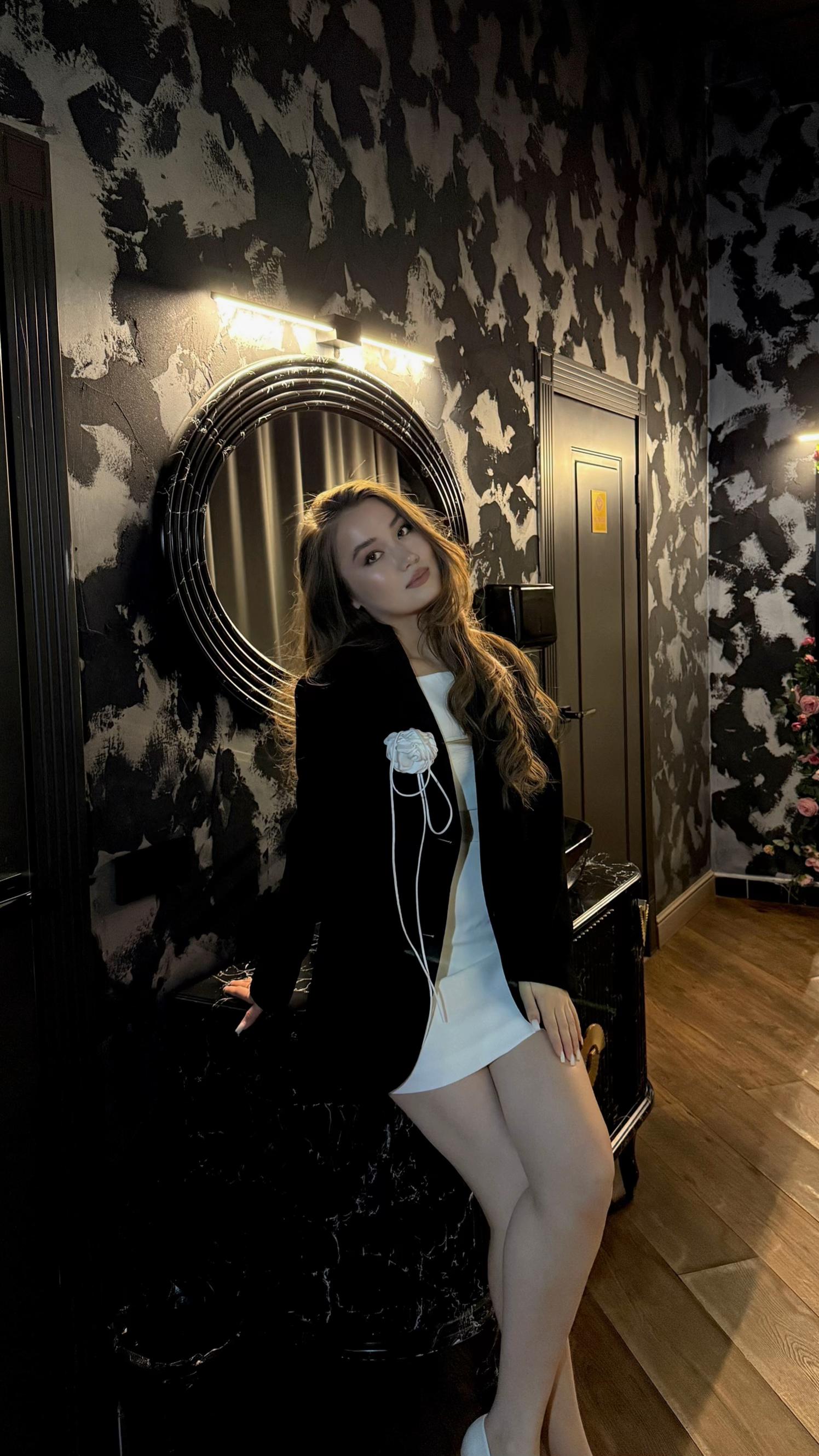 @Ақниет
