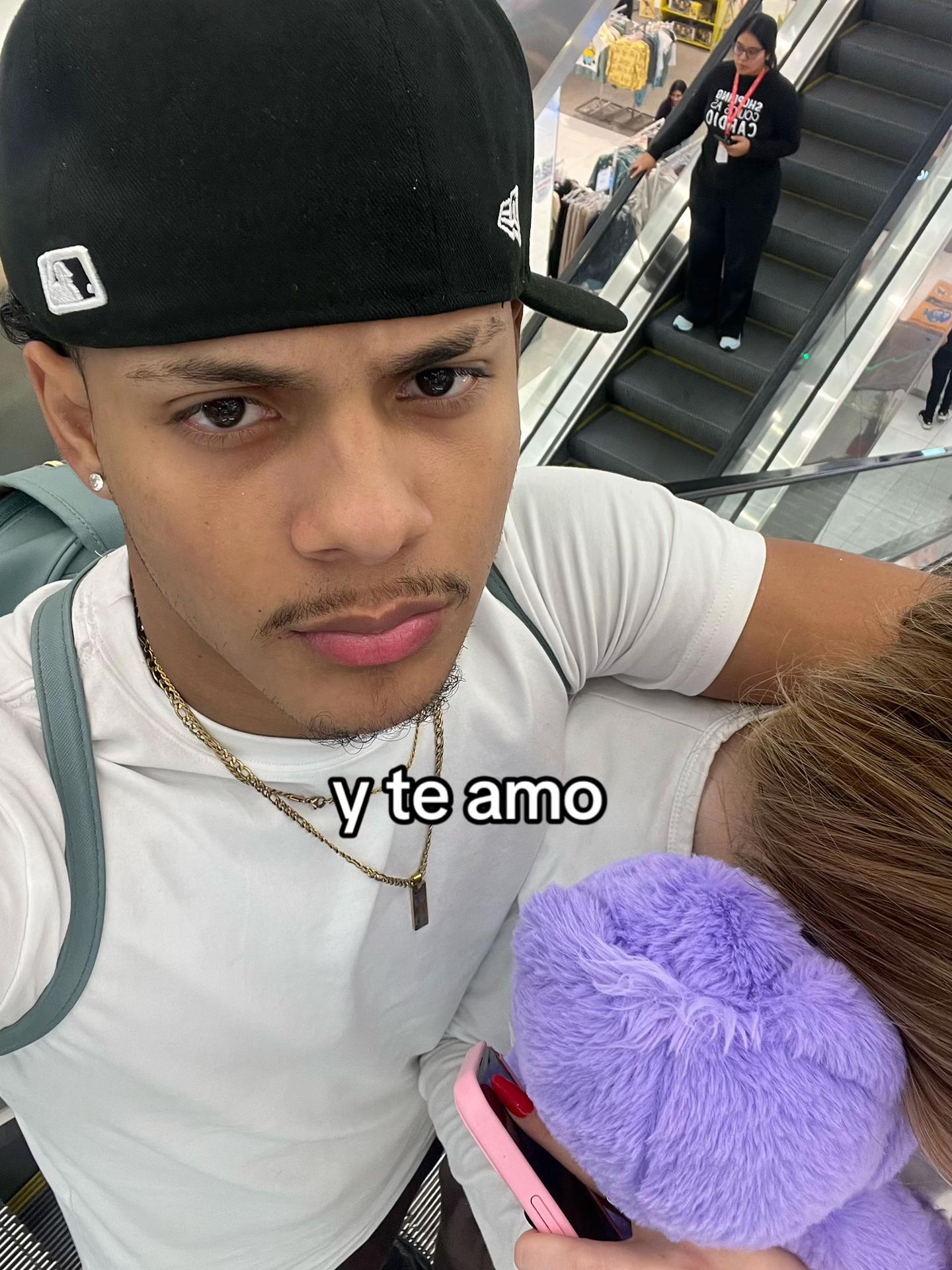 @Soyalejandro