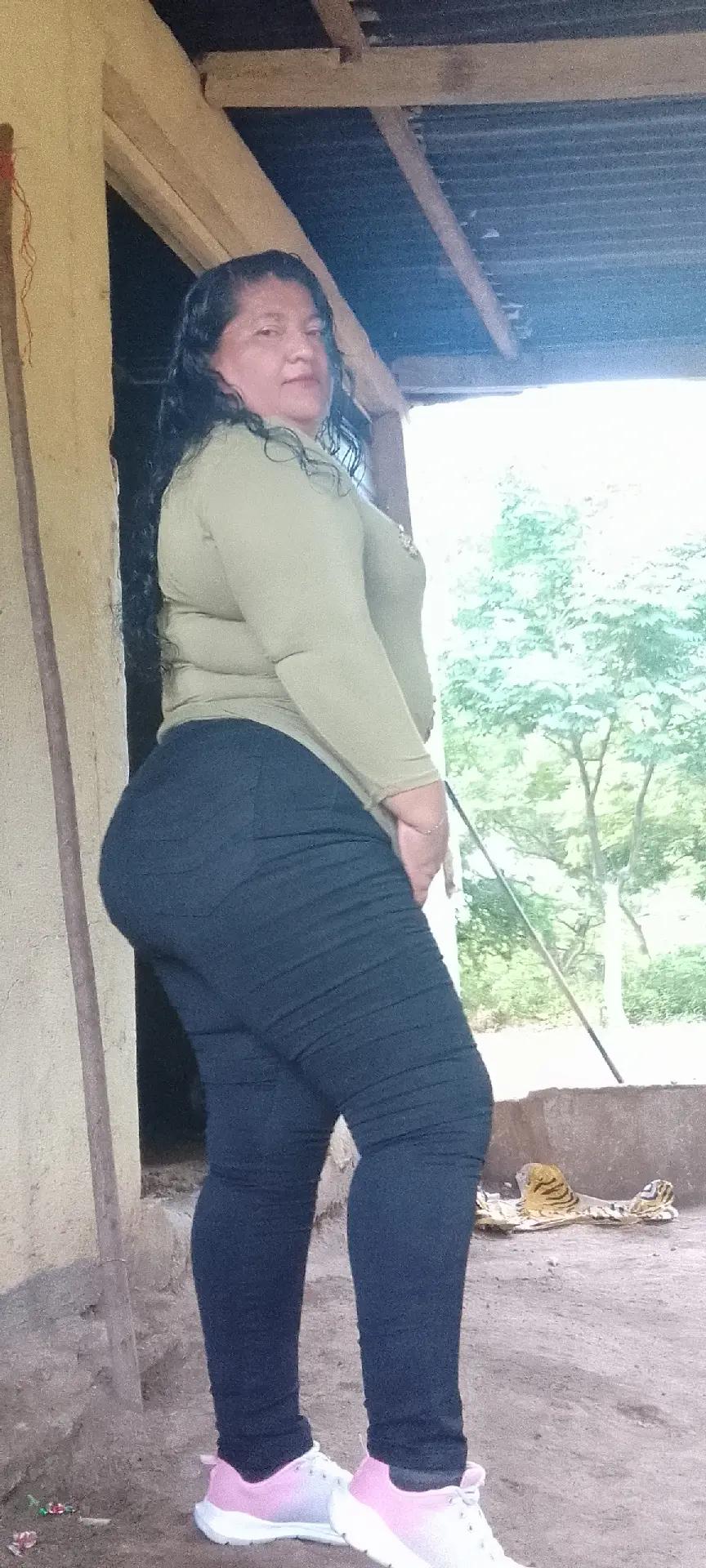 @Martínez