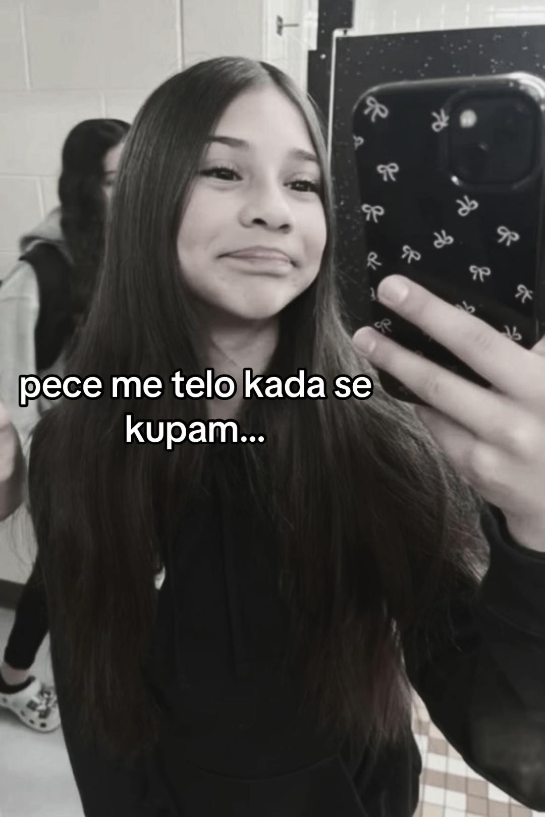 @𖣂