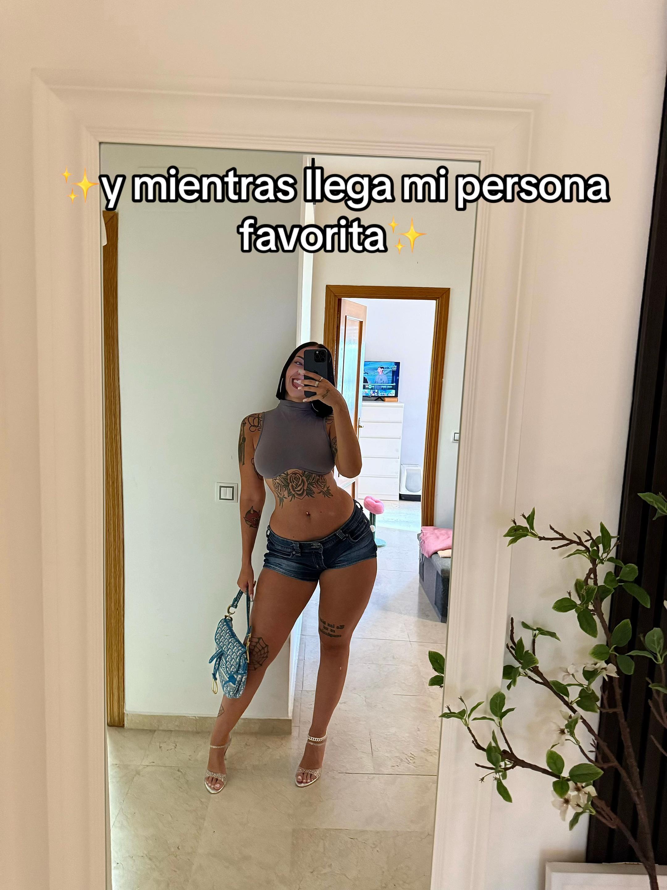 @Claudia Czc