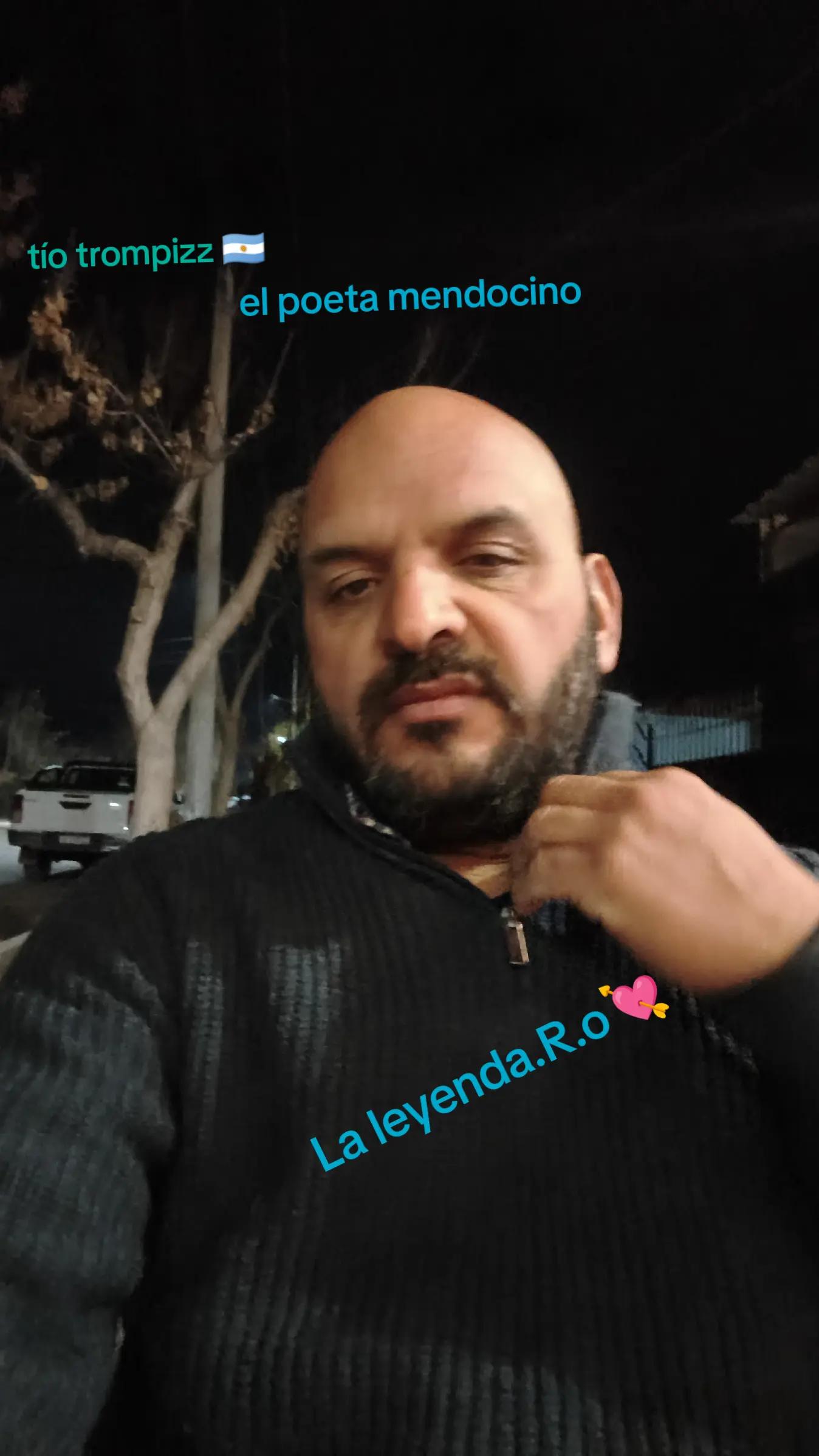 @tío trompizz 🇦🇷 el poeta