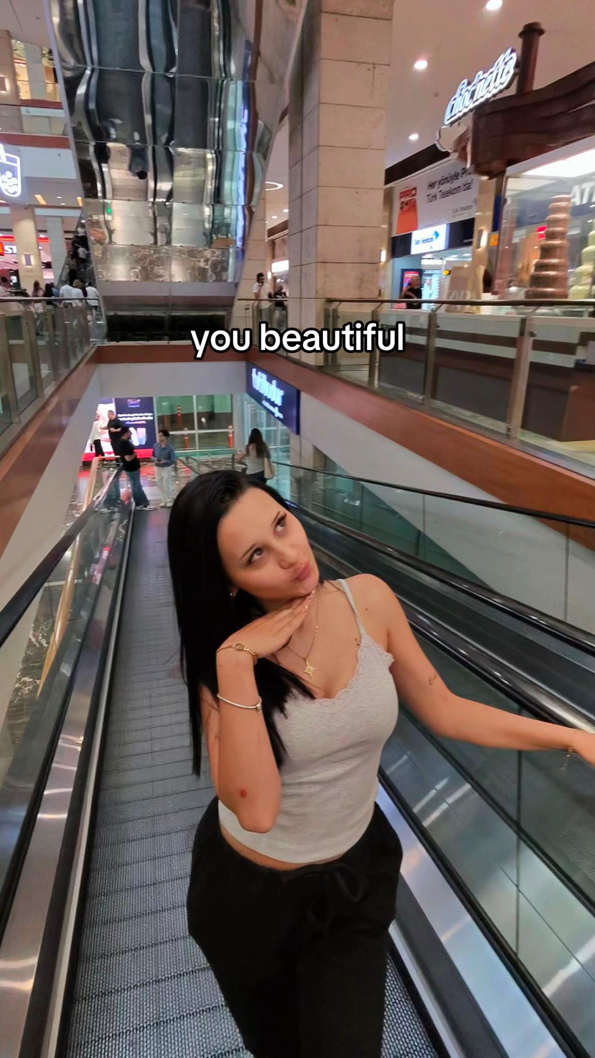 @latina momy