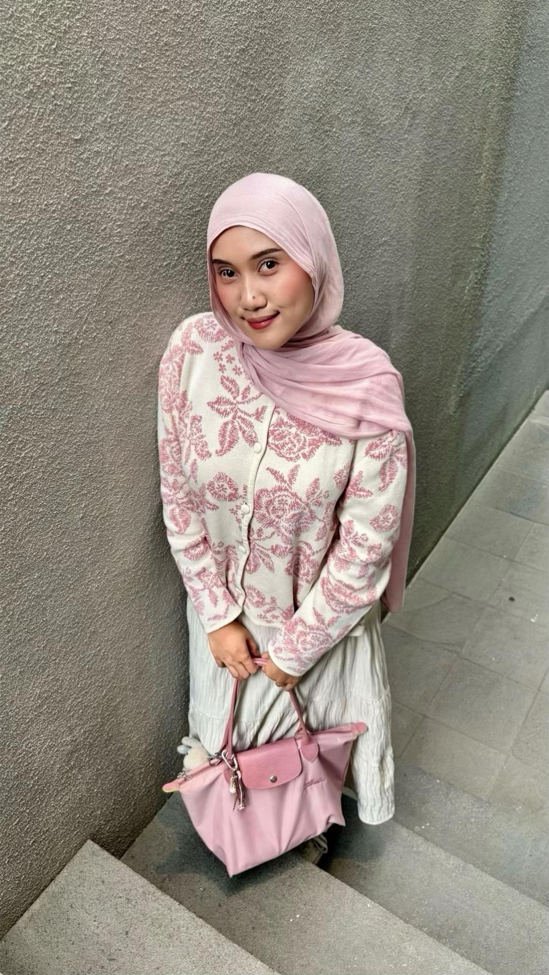 @dinaarna