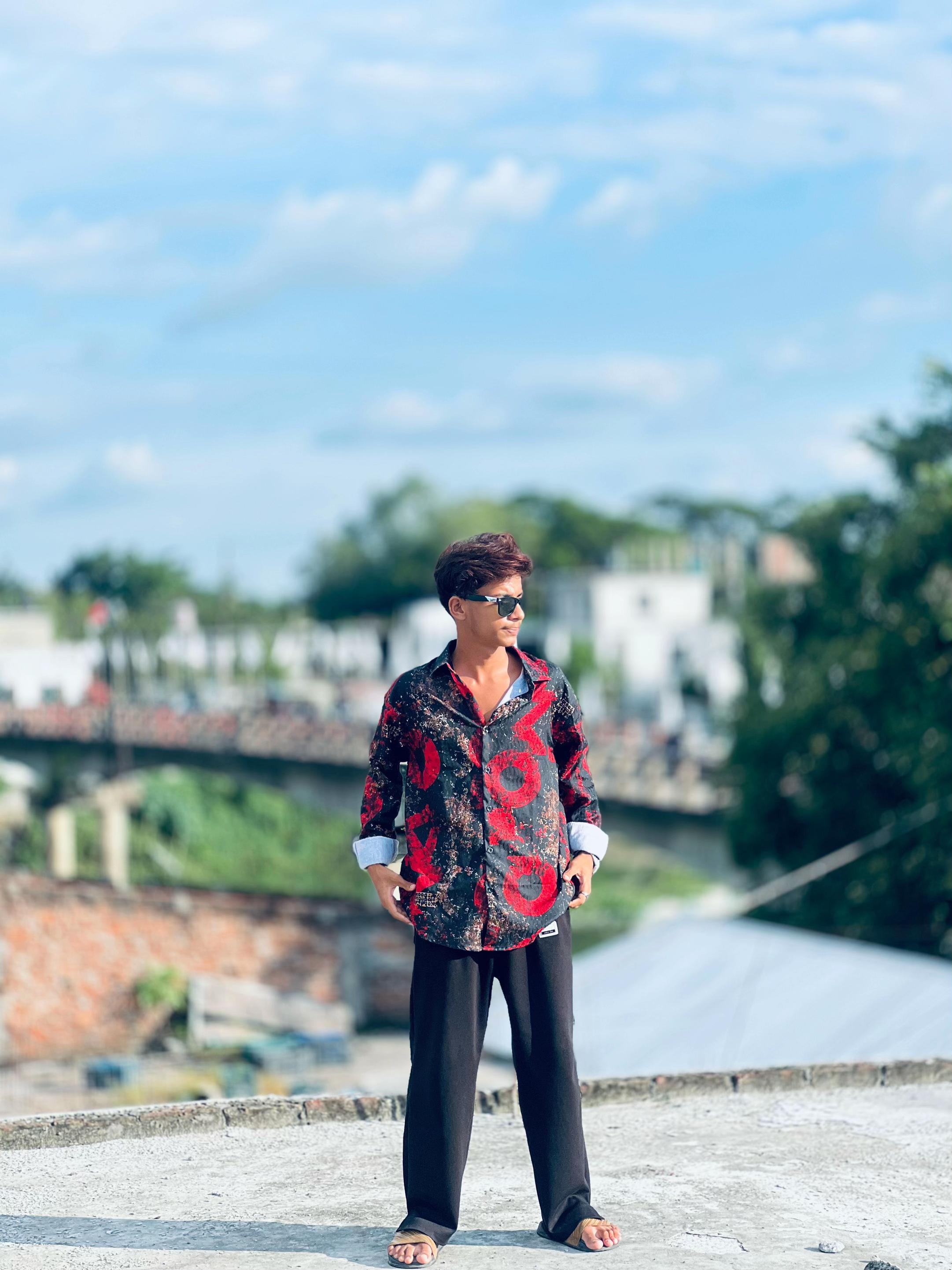 @FaHiM MaLs🌸