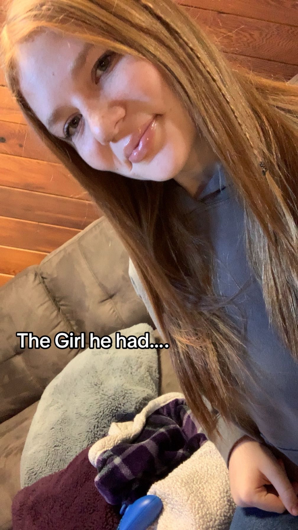 @Mira🌹