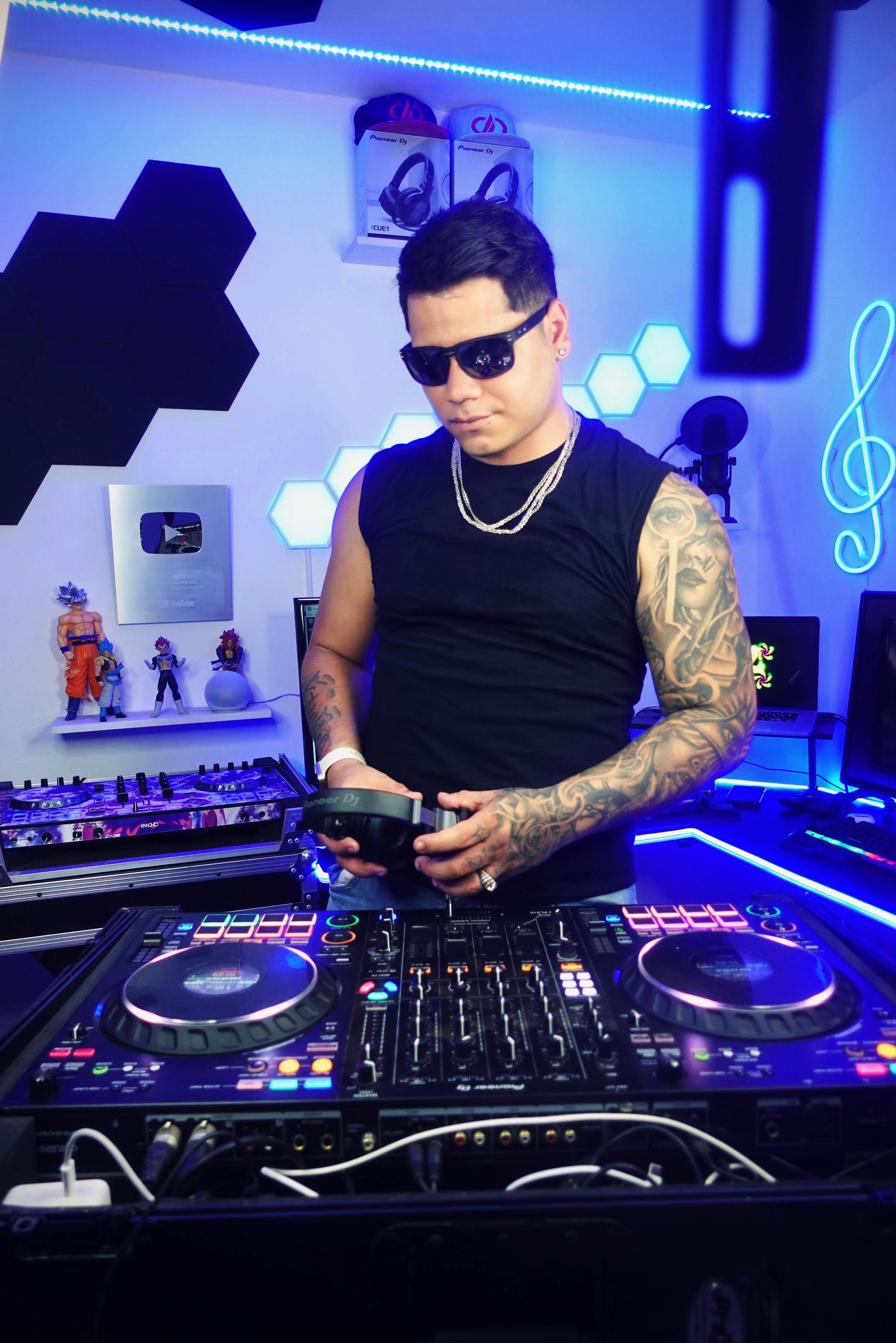 @DjDarrel Elapoderado