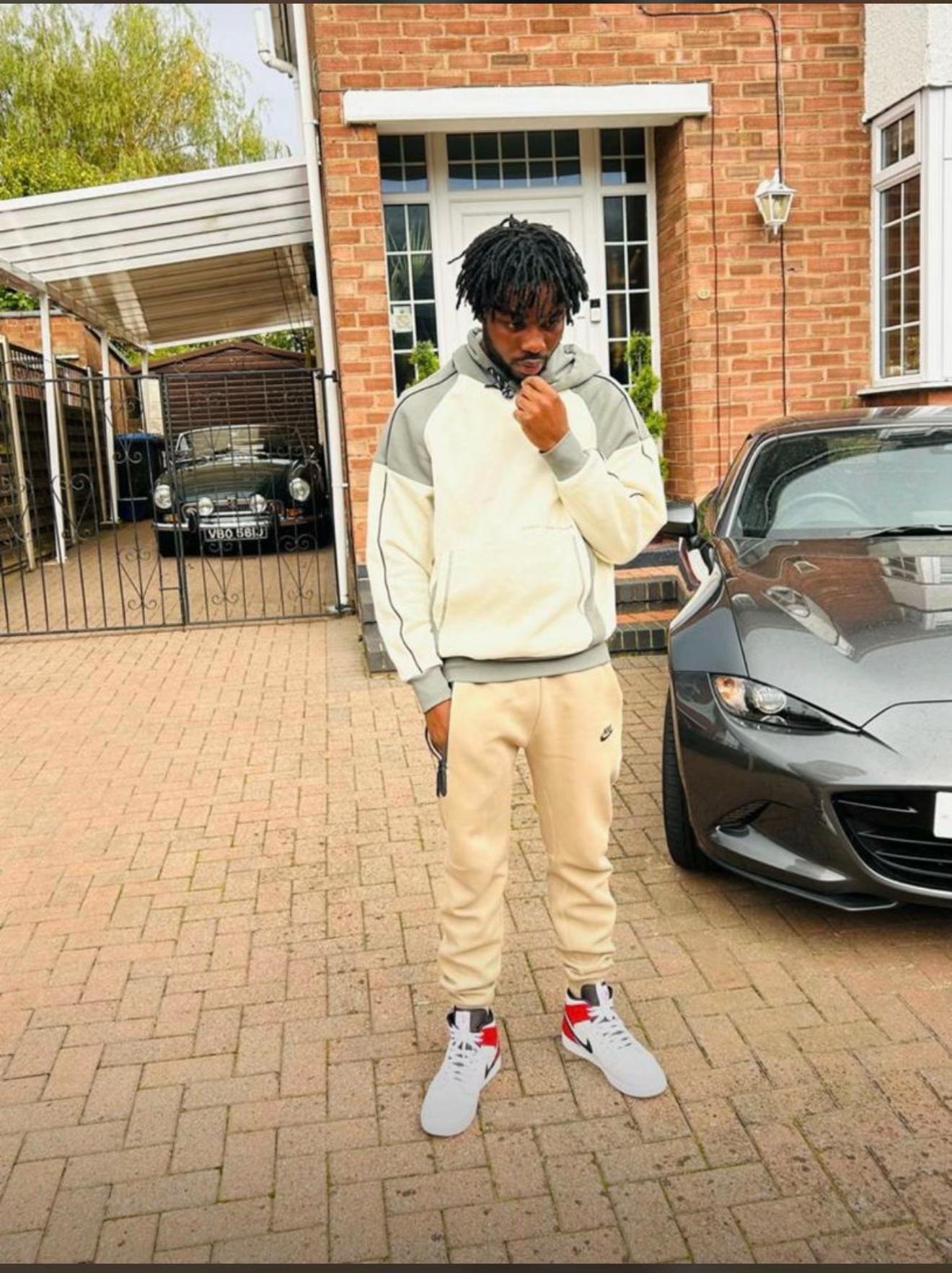 @Bankroll🏦 ciroc Donkor