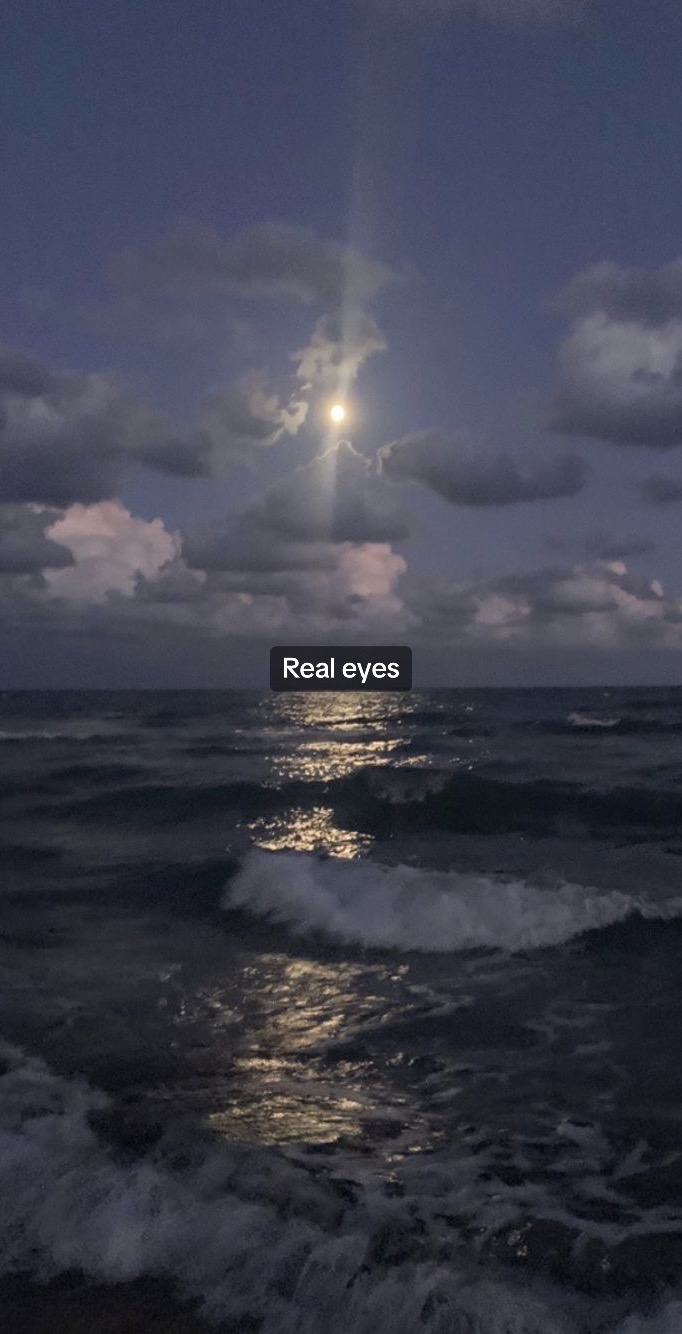 @★