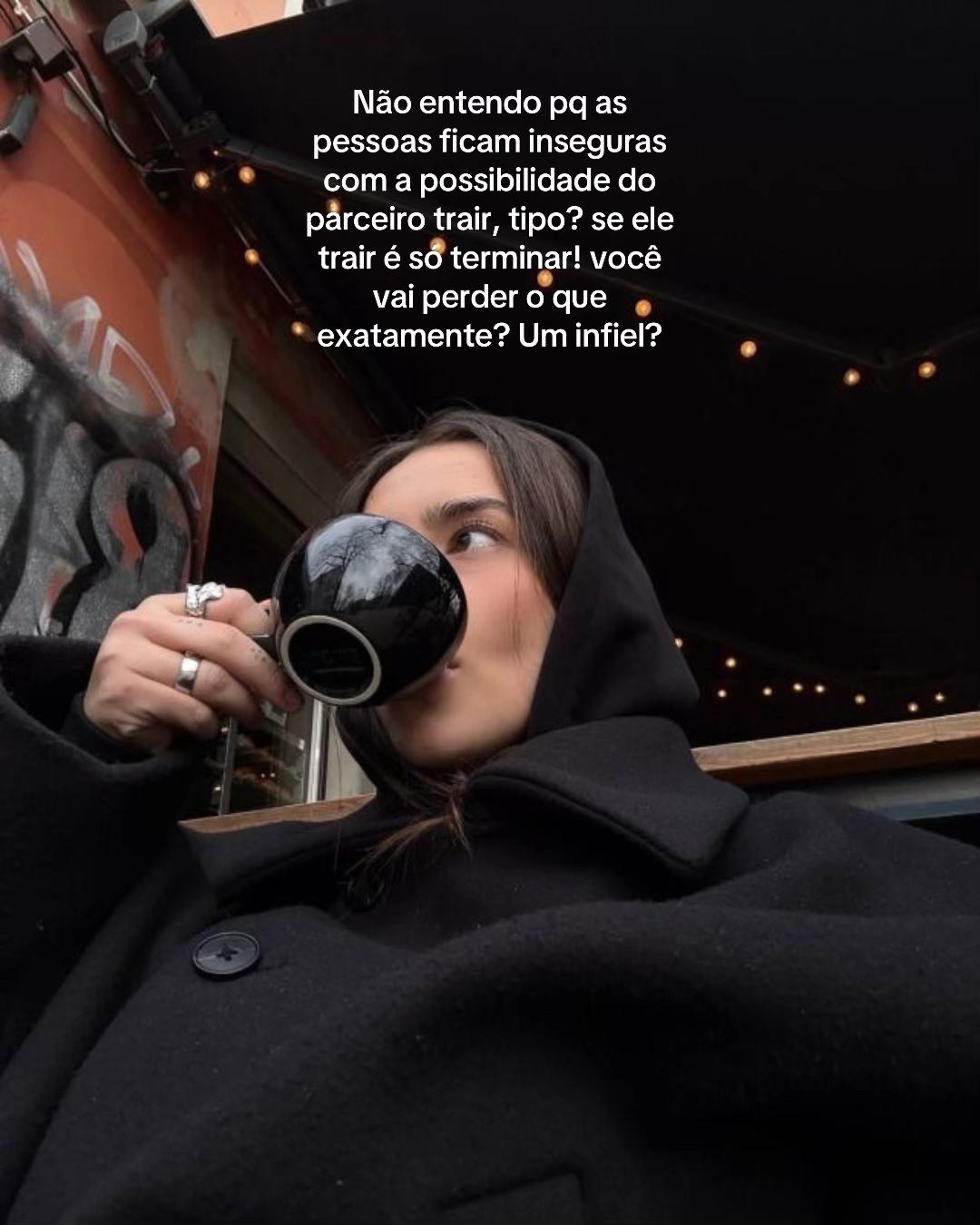 @divoniicass