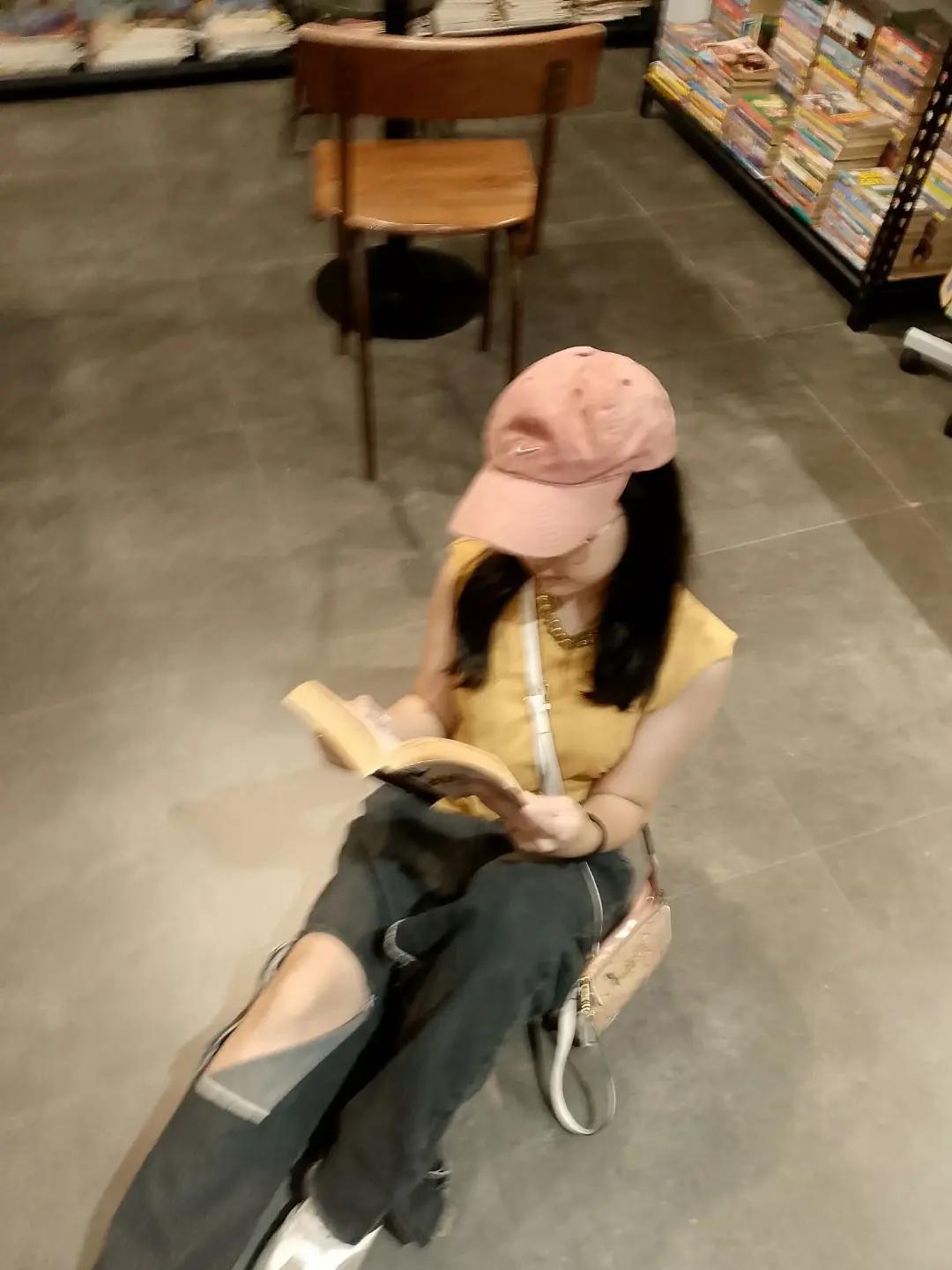 @️