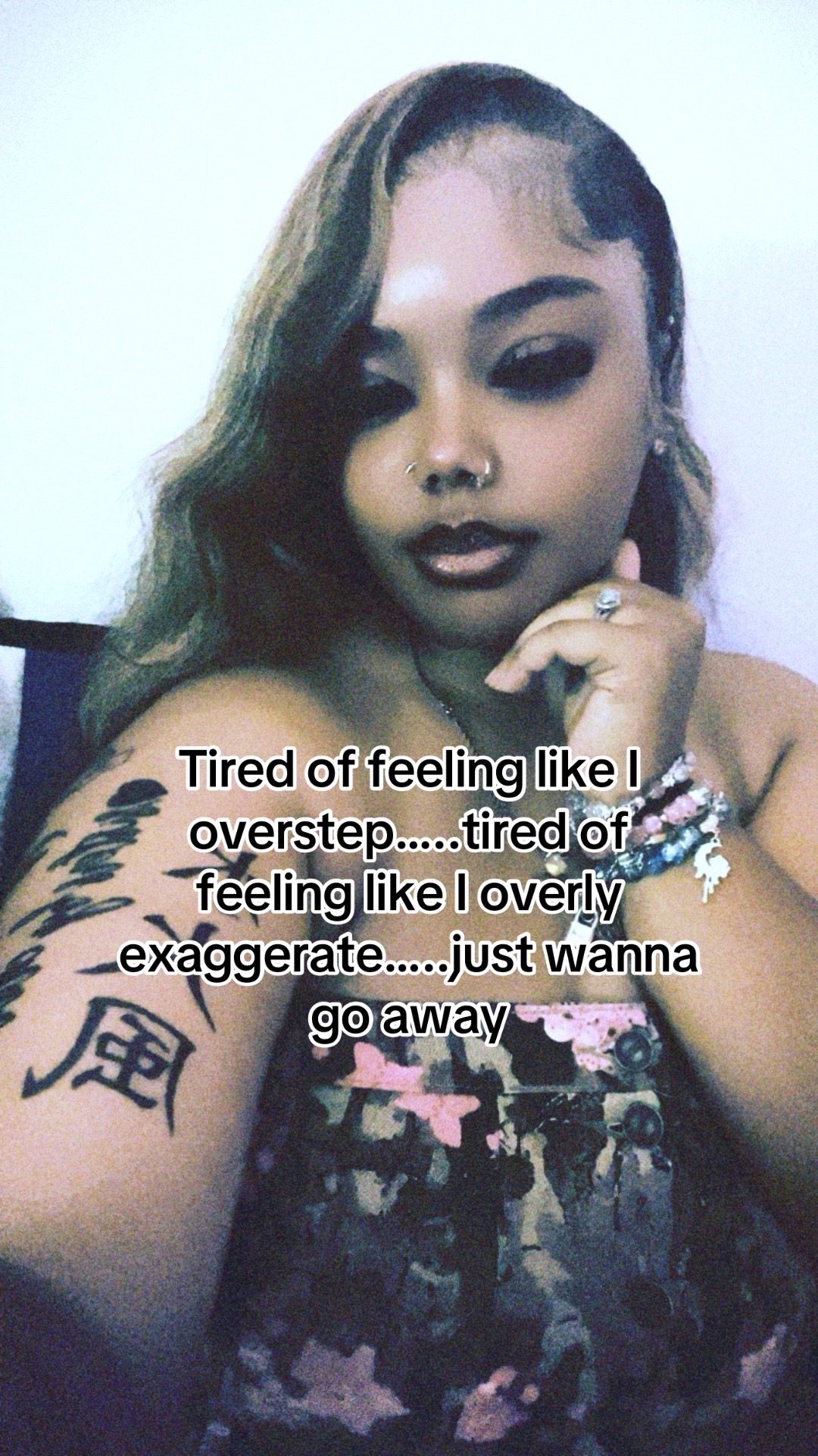 @thelyssarayne