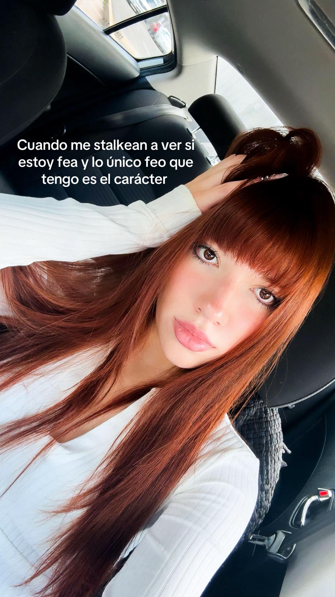 @VICKY ♡