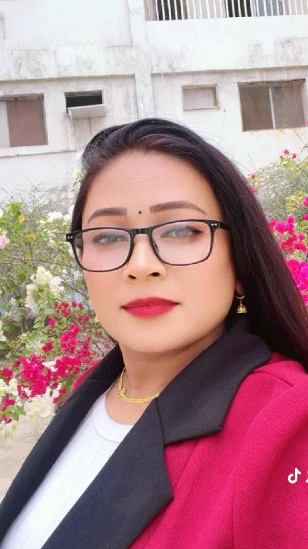 @सानु गोर्खाली 💘🌹🌺