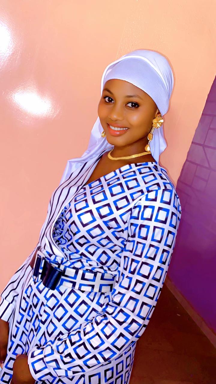@Aicha la belle