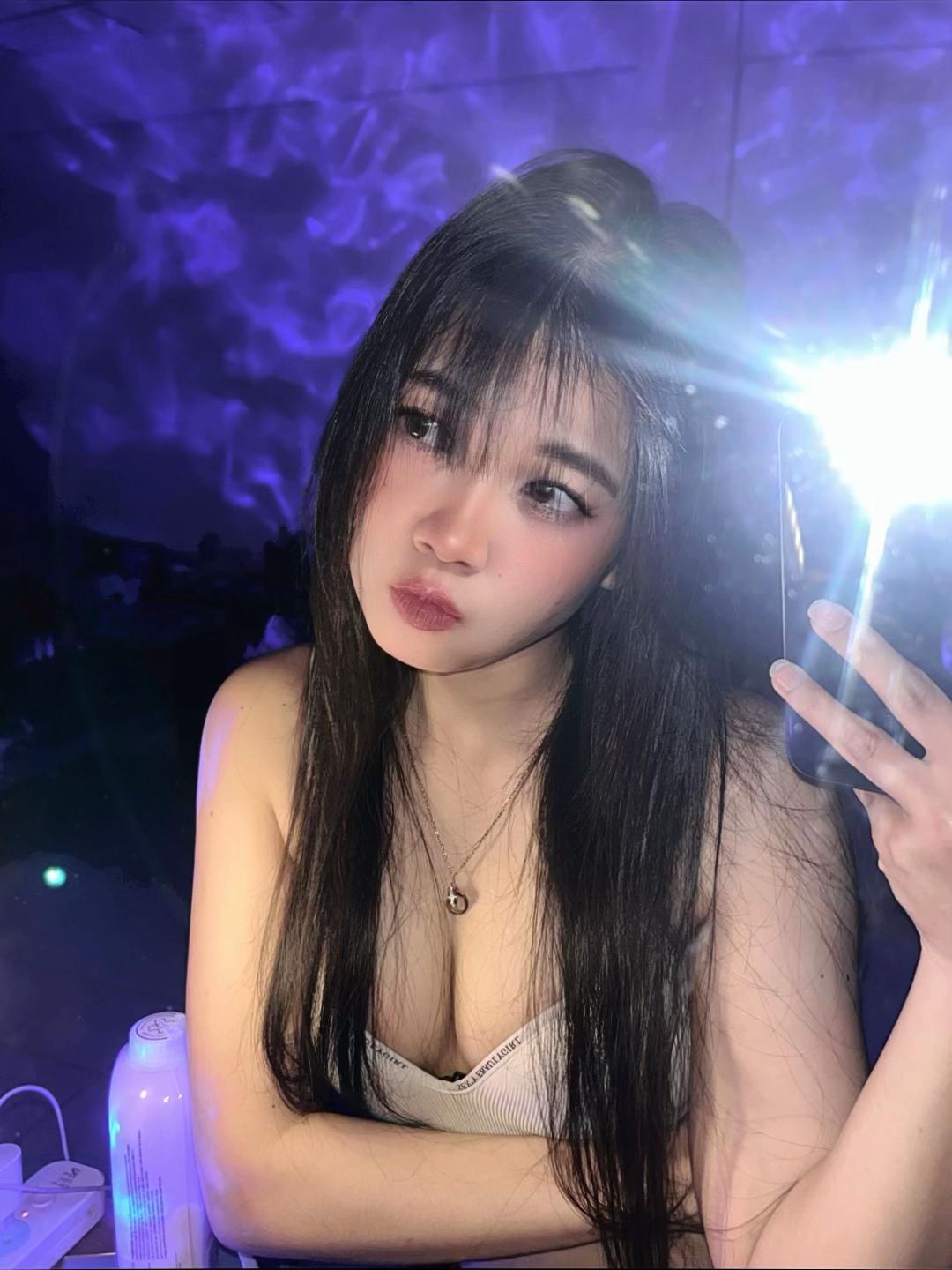 @𝐟𝐨𝐧𝐠 ᶠᵒⁿᵍ