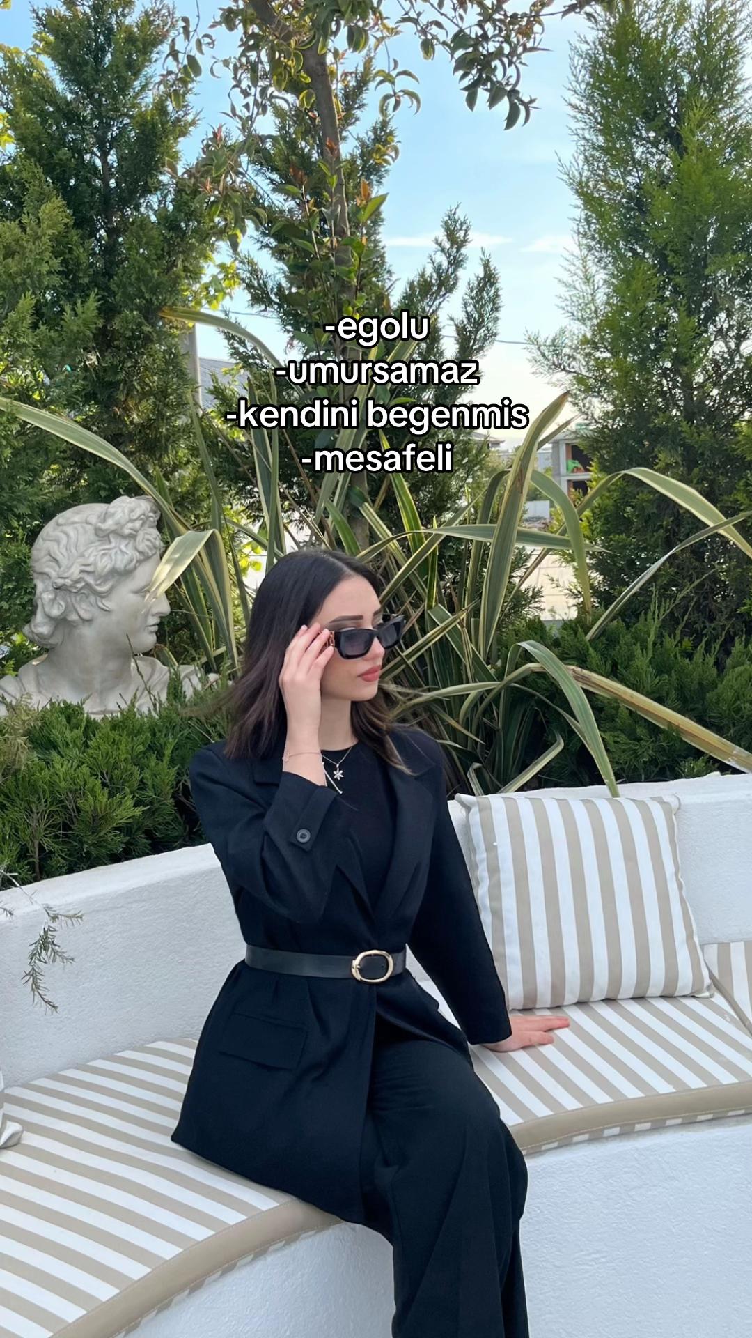 @𝑆