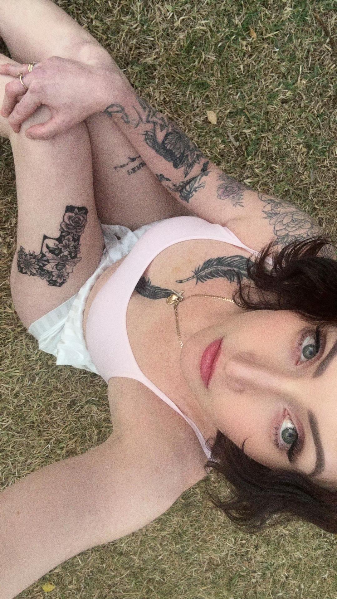 @Beautiquejadeyy
