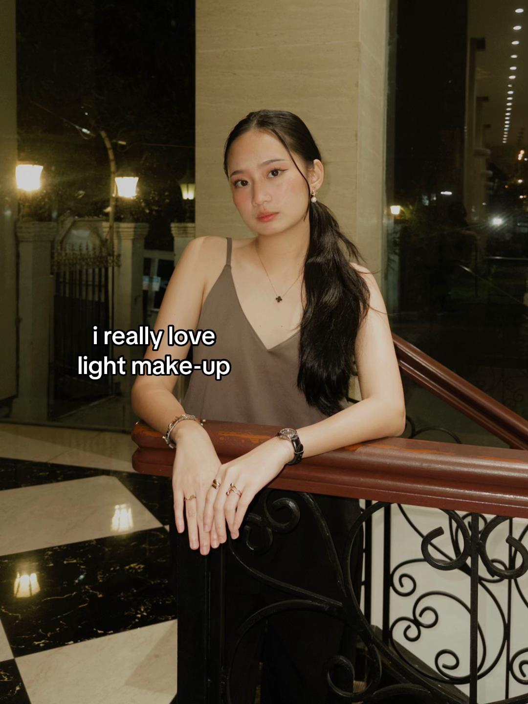 @gwen⋆˚𝜗𝜚˚⋆