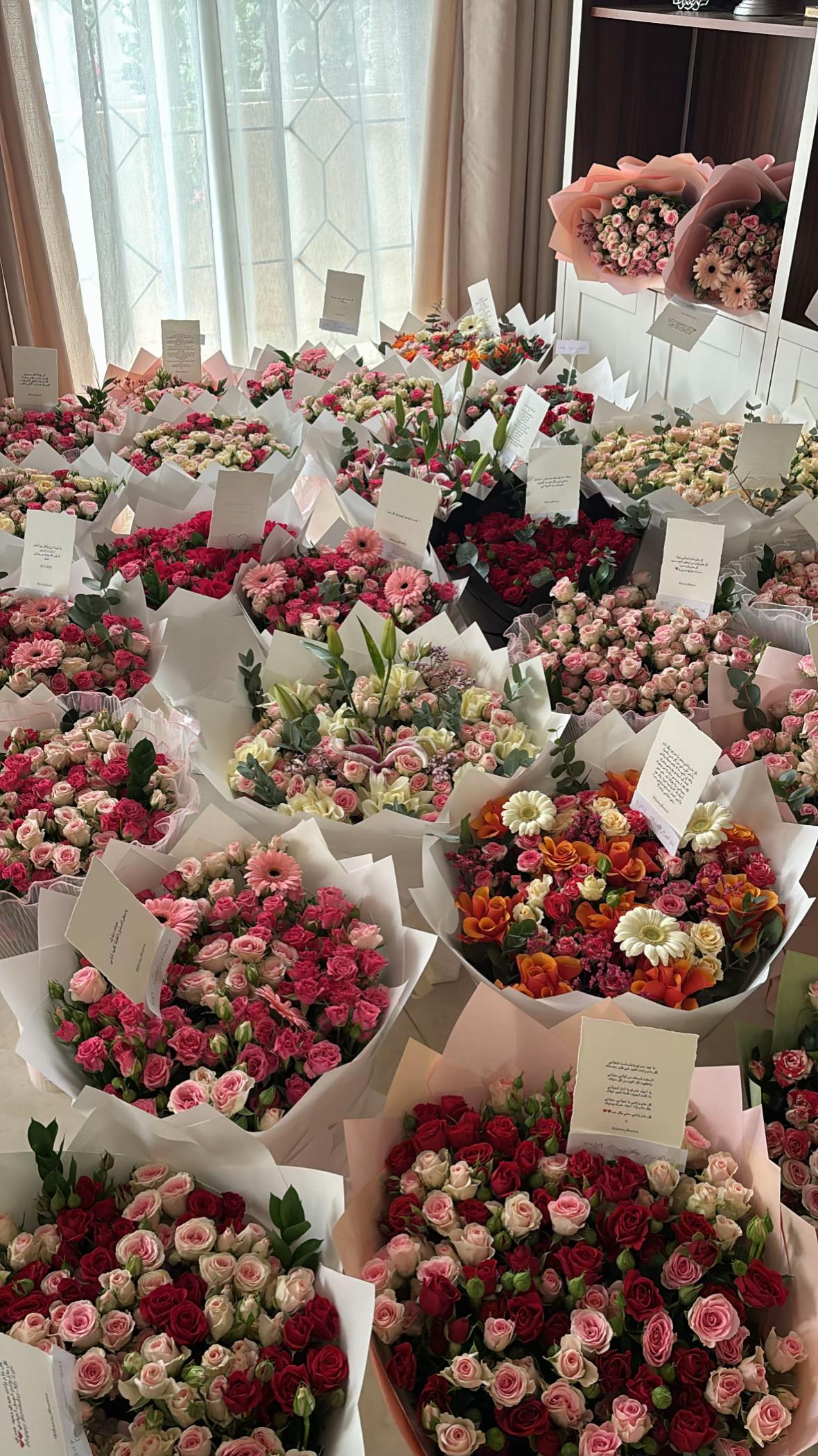 @LYORA FLOWERS | ليورا