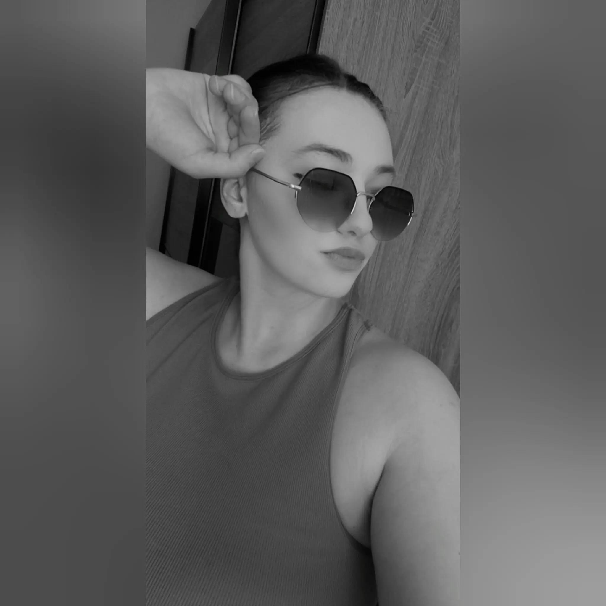 @👑🖤V. I. K. Y. S. I. K.🖤👑