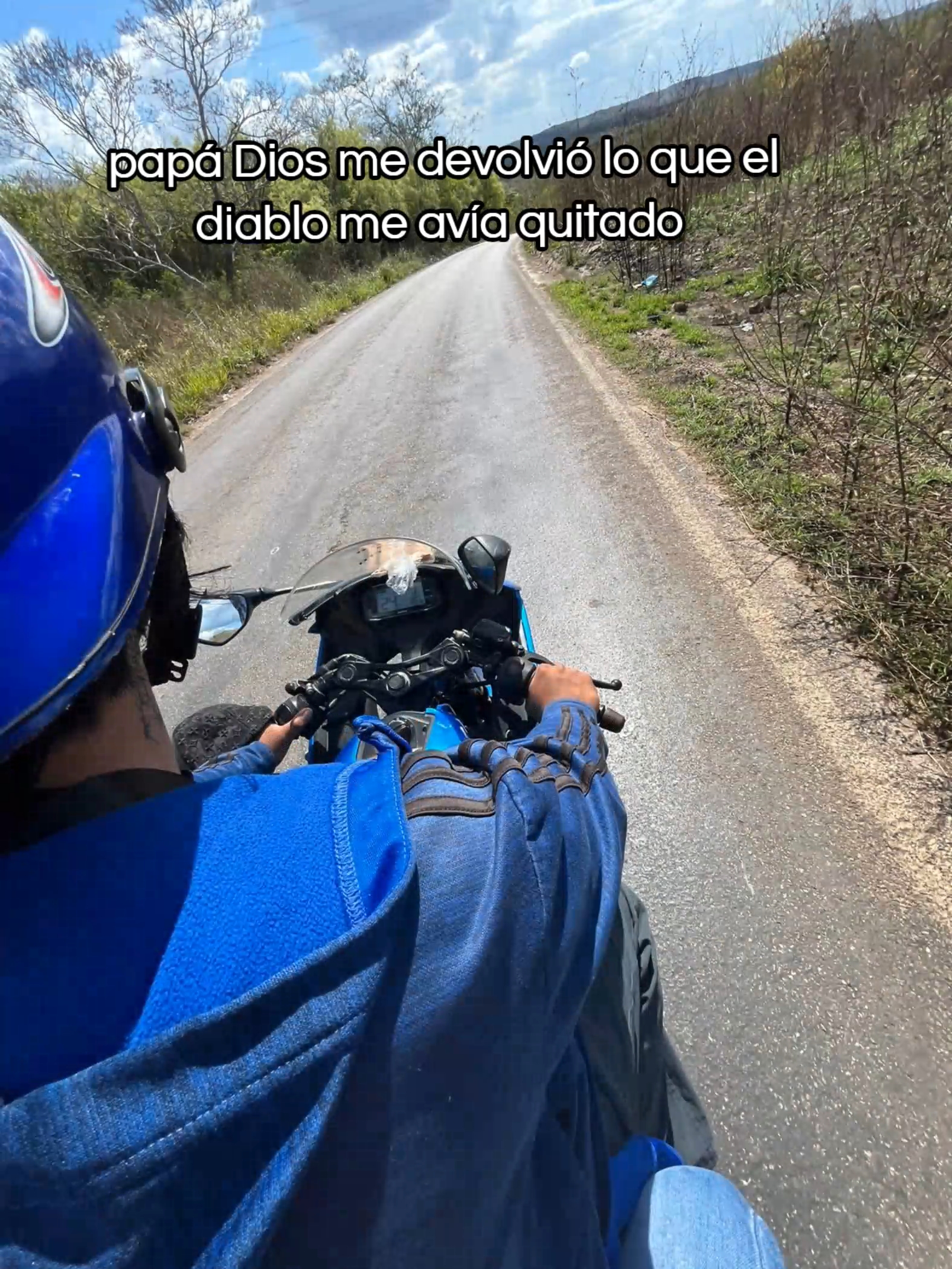 @𝘔𝘢𝘶 𝘋𝘛𝘙𝘹𝘻𝘻