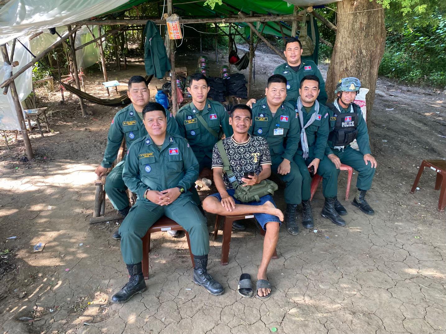 @ឥន្ទ្រីខ្មៅ ⚖️