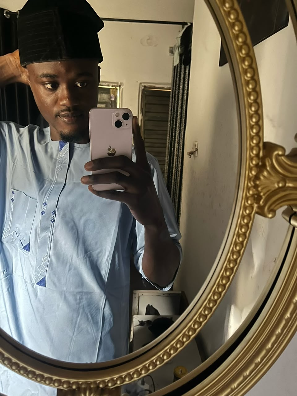 @AYiNDE