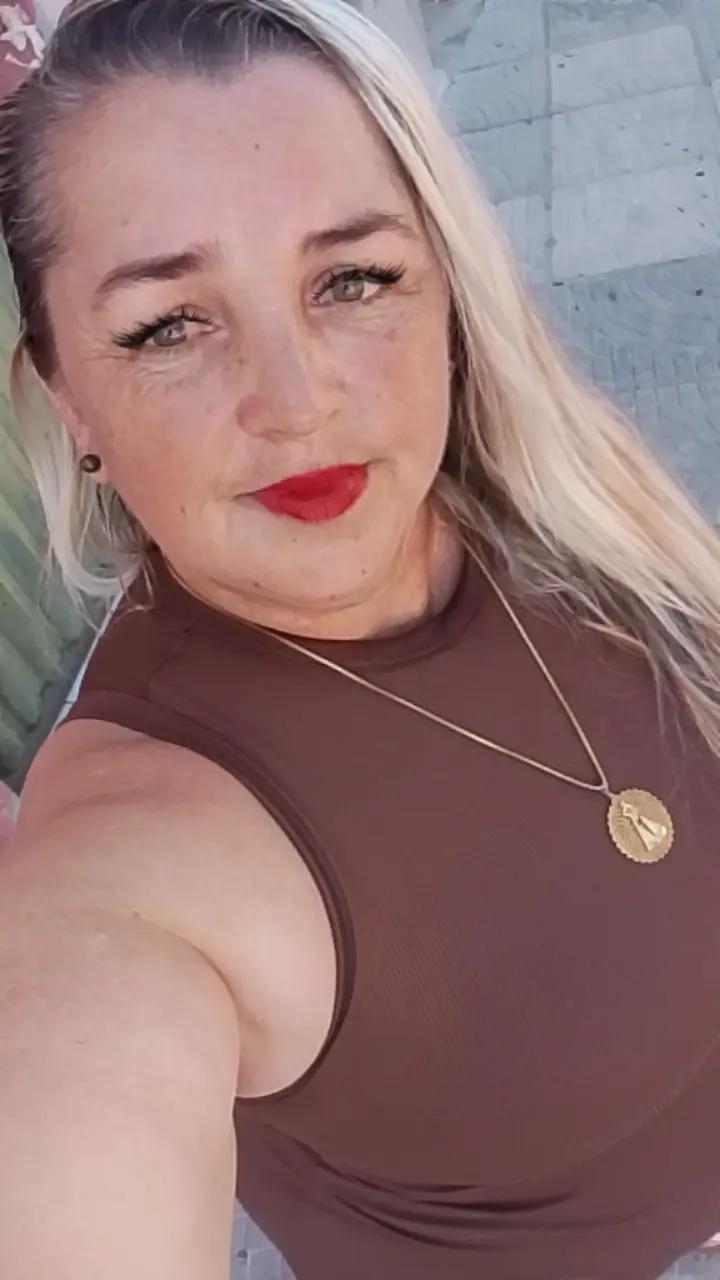 @M&aacute;rcia Paula♍