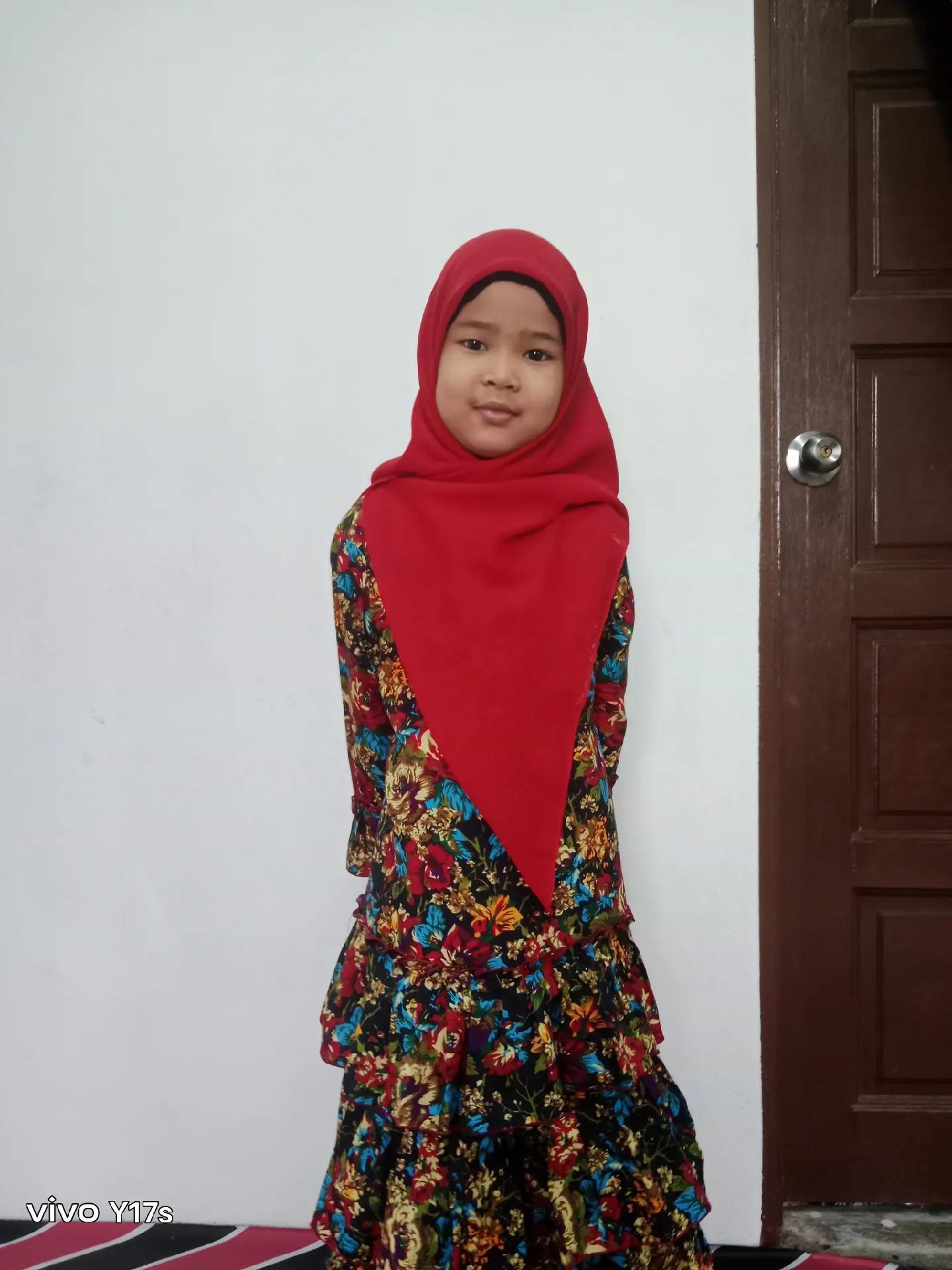 @⤹★ PieyQah Azmi ★⤸