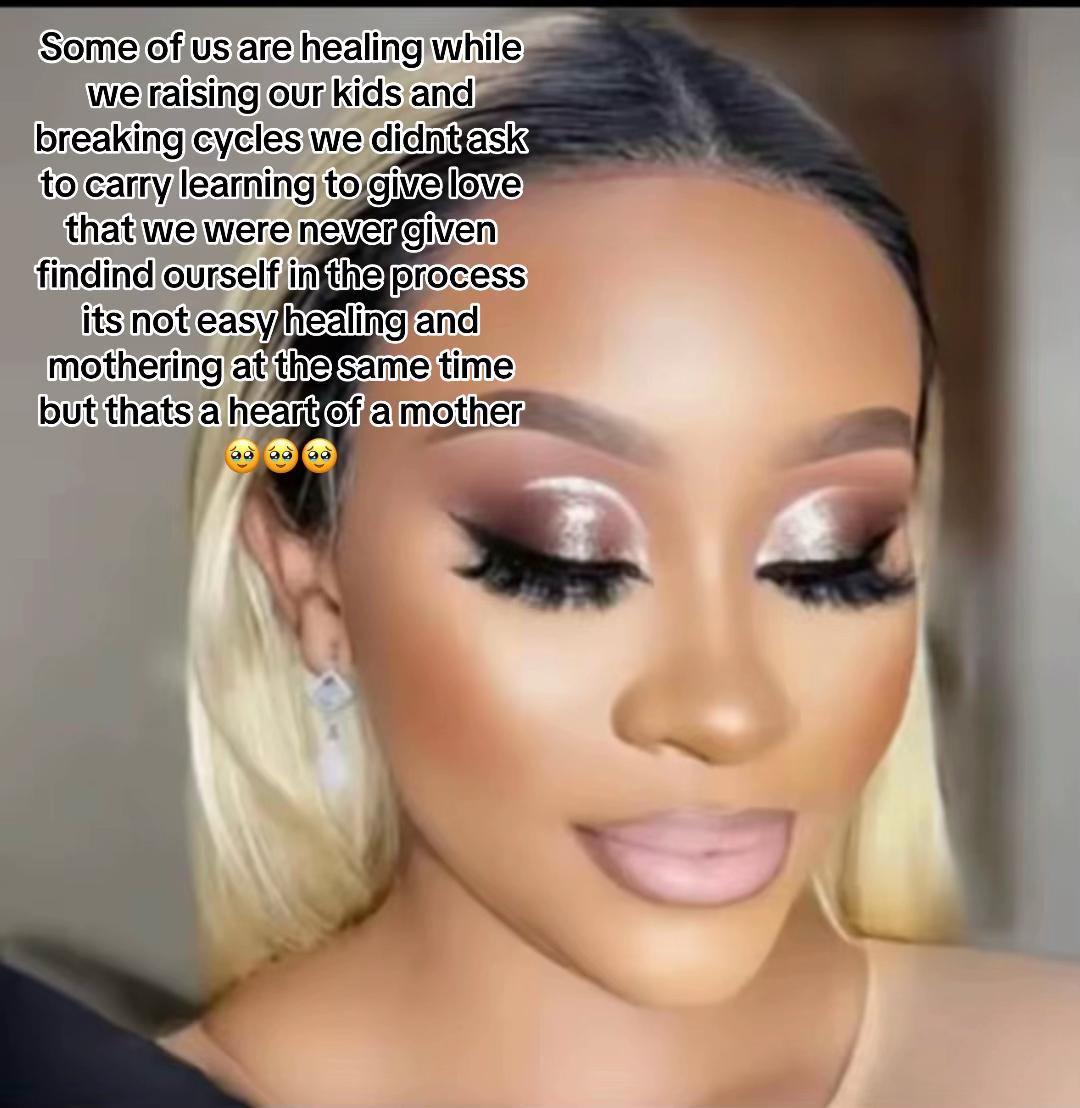 @Dee_lashes_conture