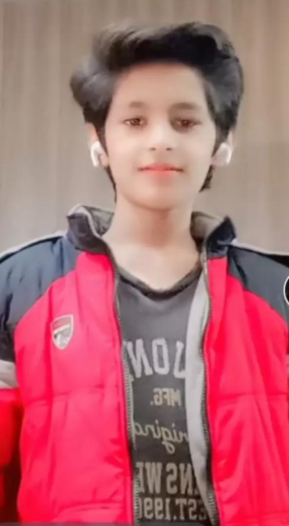 @Punjabi Munda🇵🇰🥰