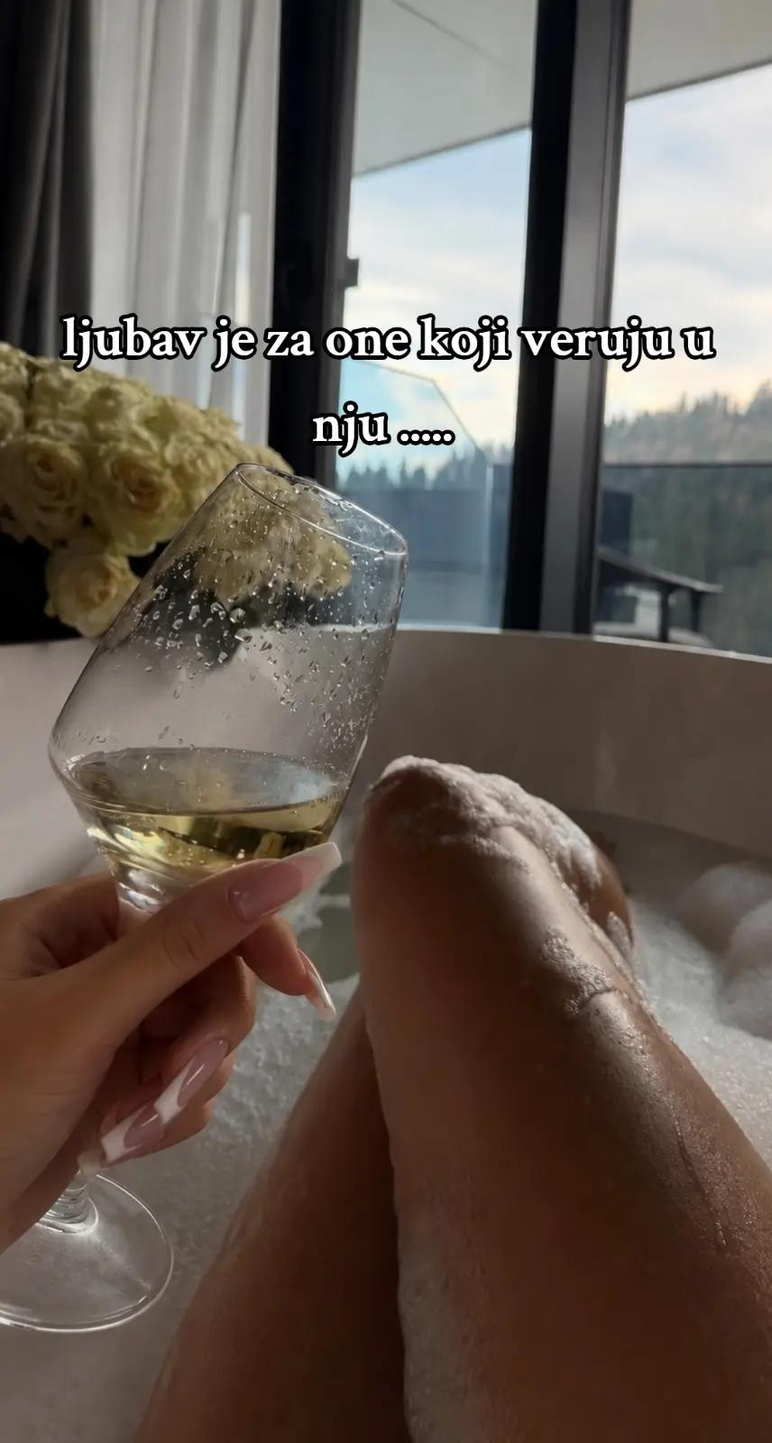 @Kristina Kris