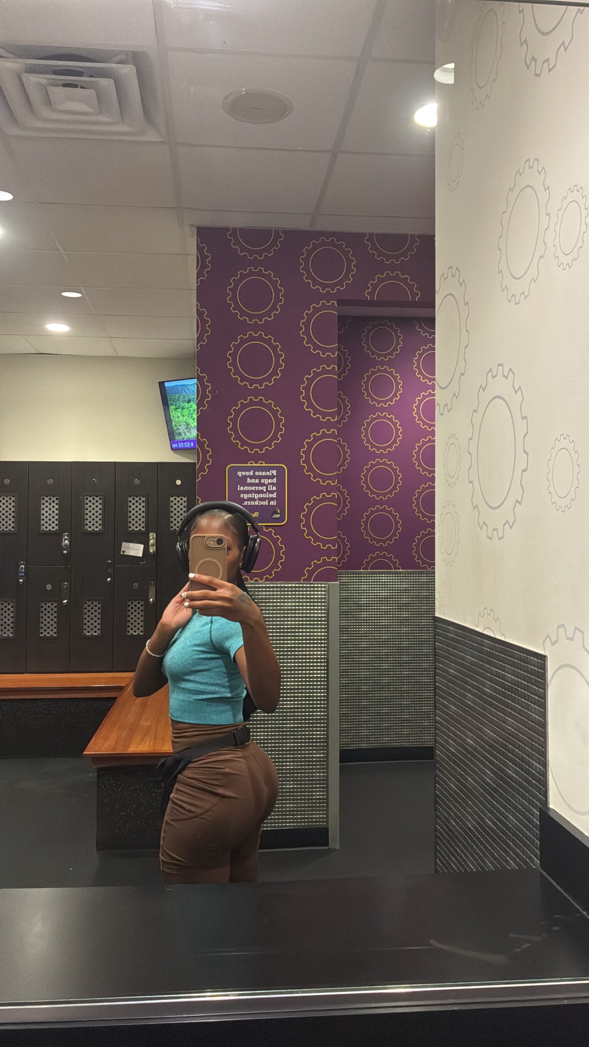 @Ni_w