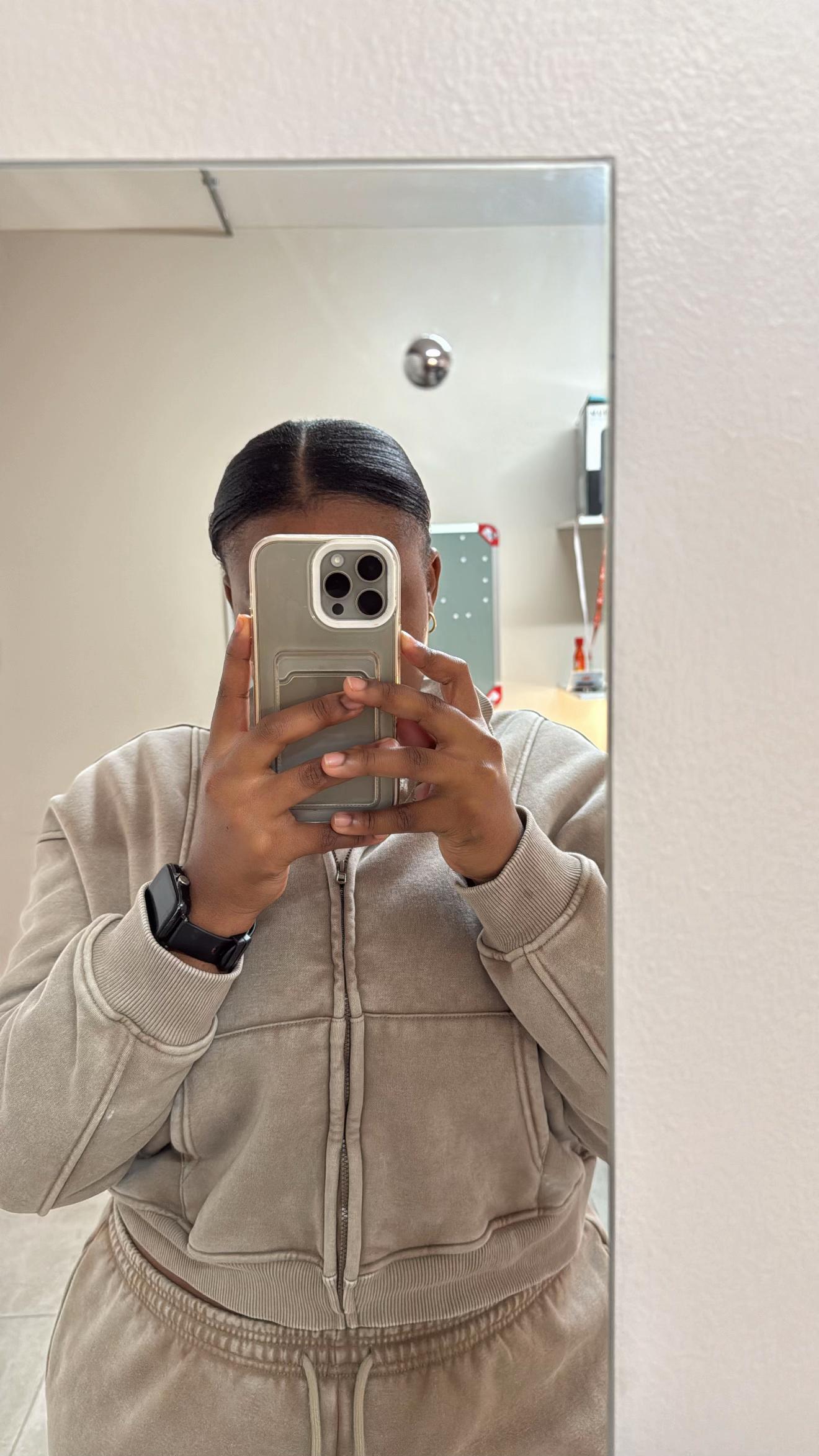 @Itsnakho_B🎀