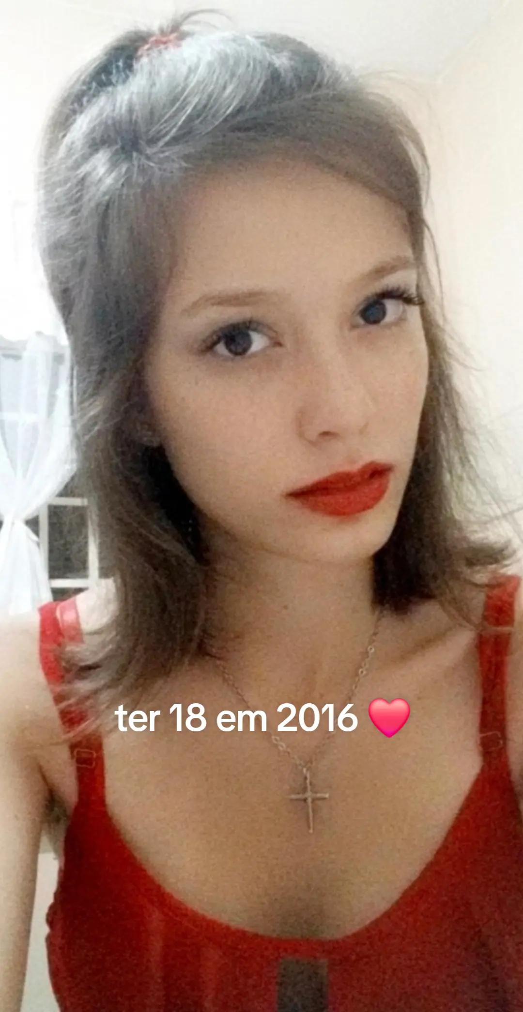 @Aline Marcela