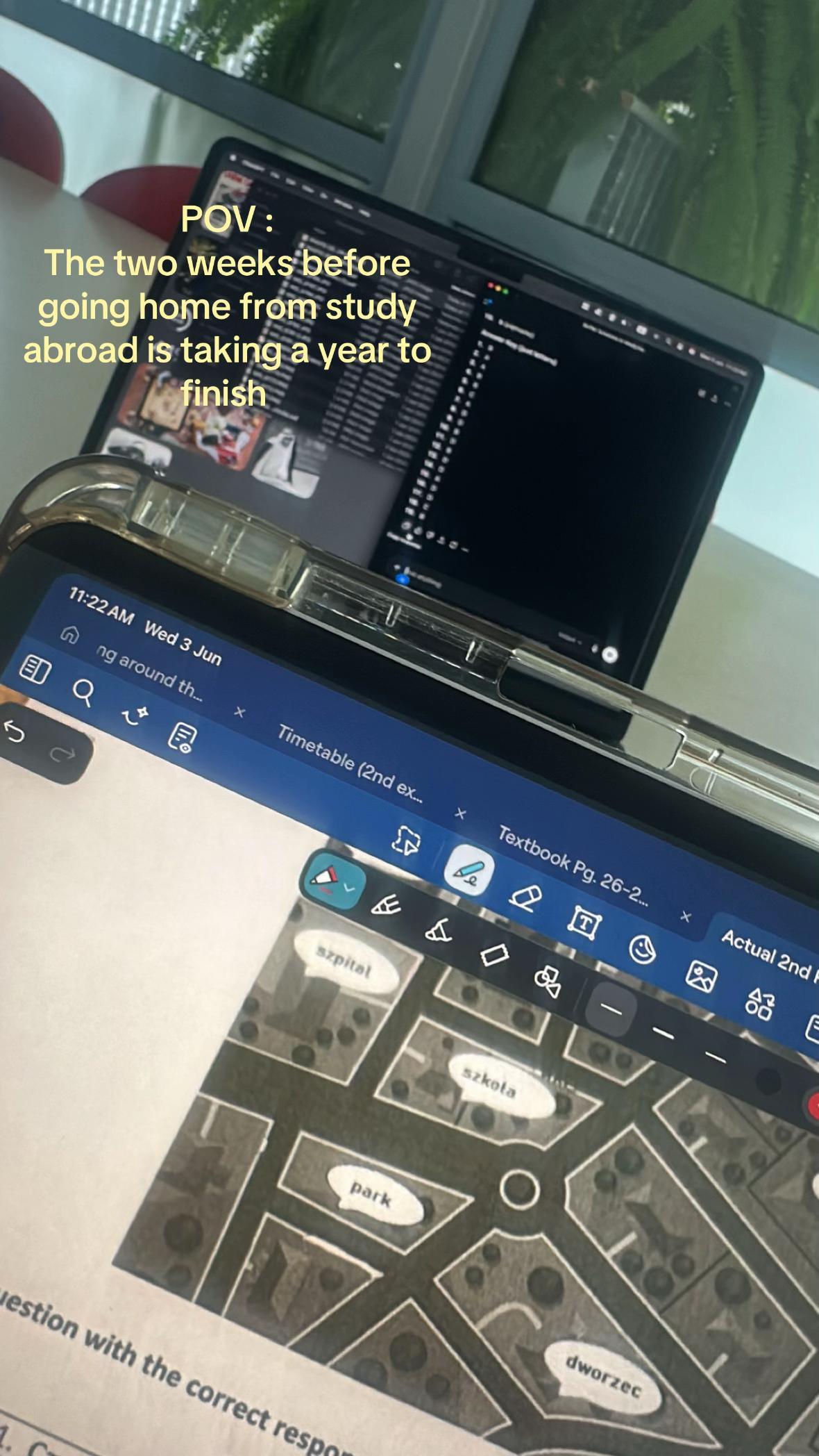 @Ɐ