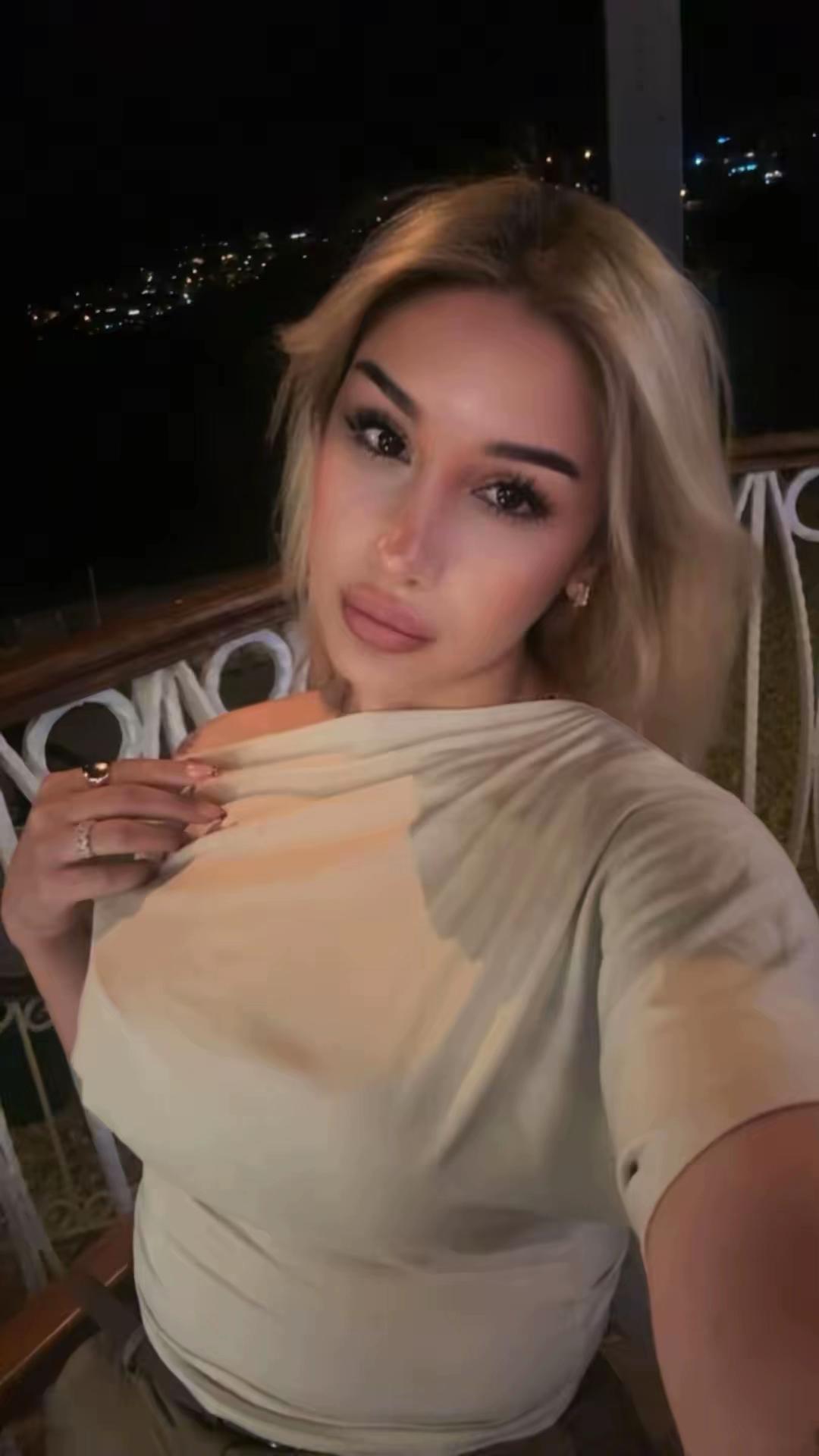 @Esra Eldeniz