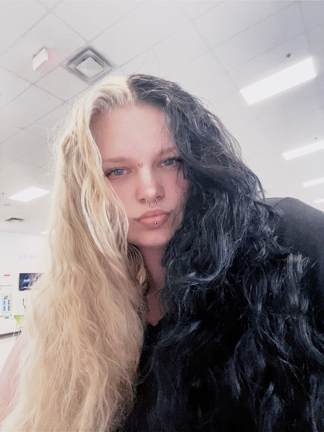 @Liv