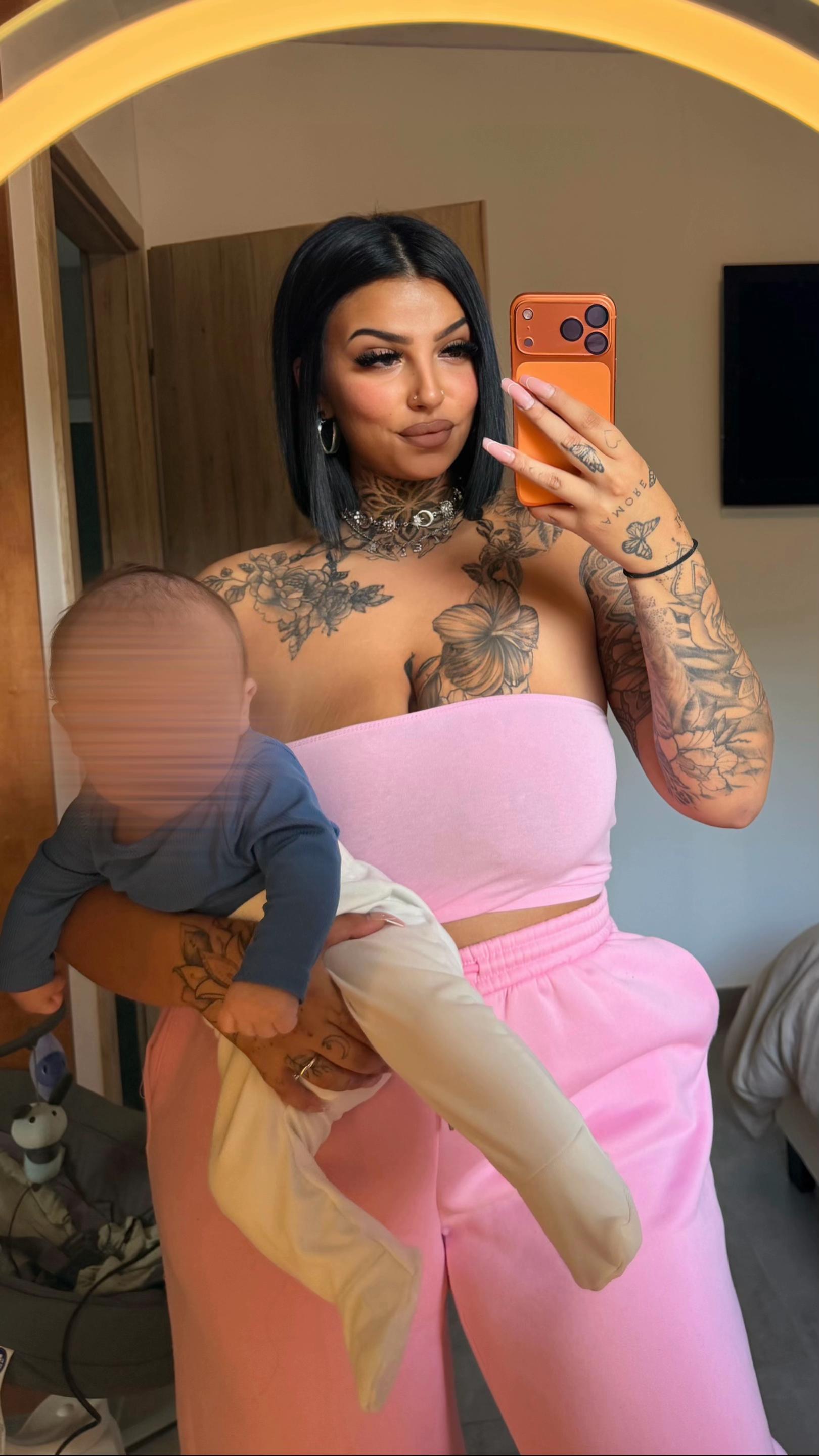 @Clélia🧸