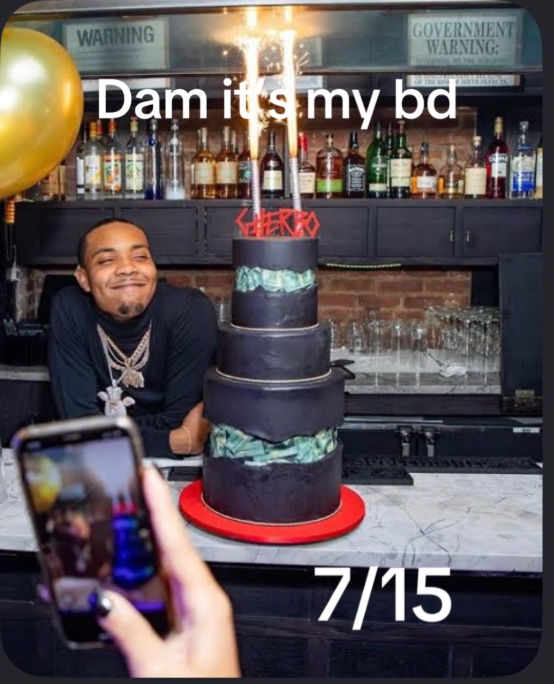 @￴