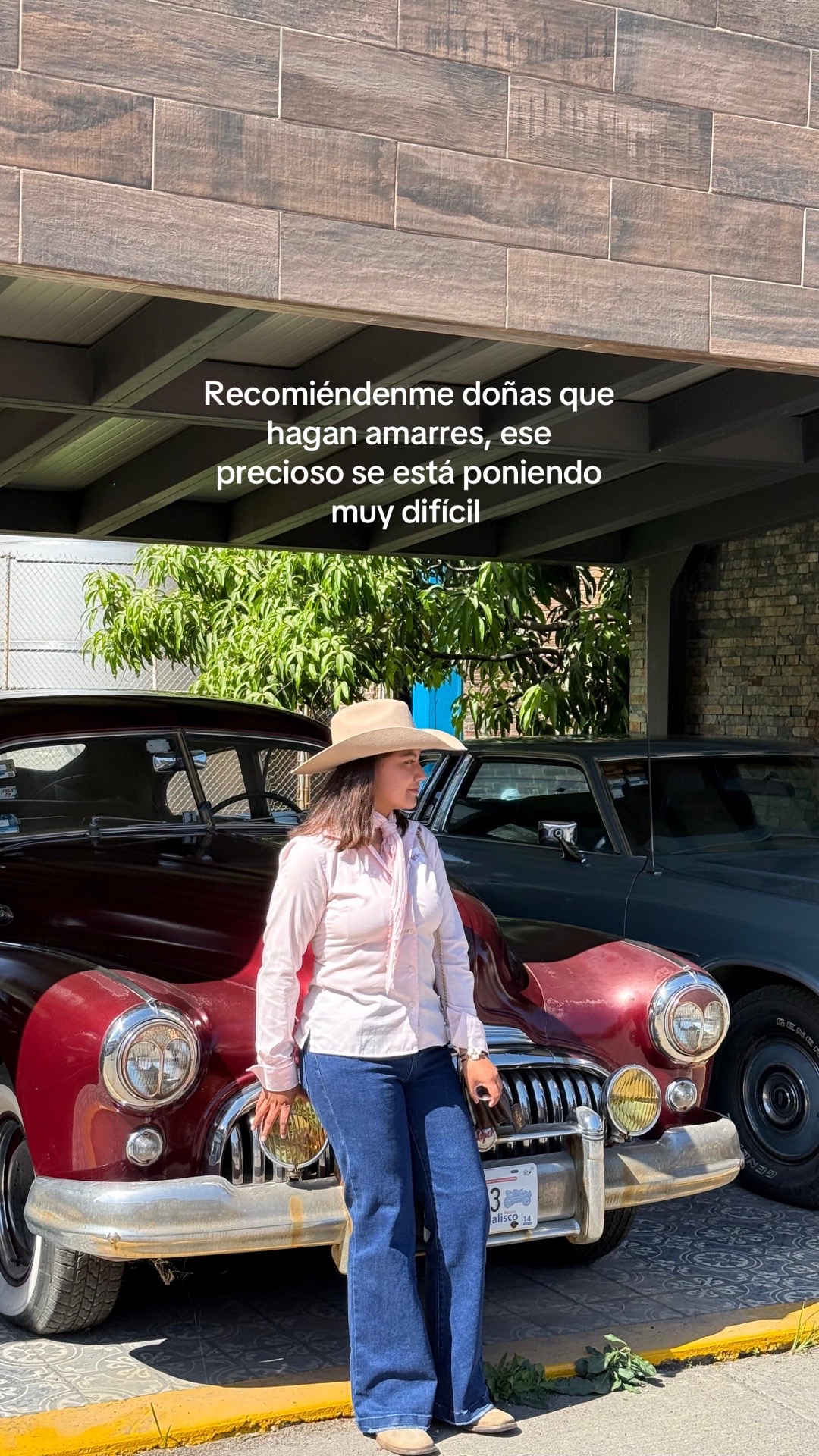 @Lucerito