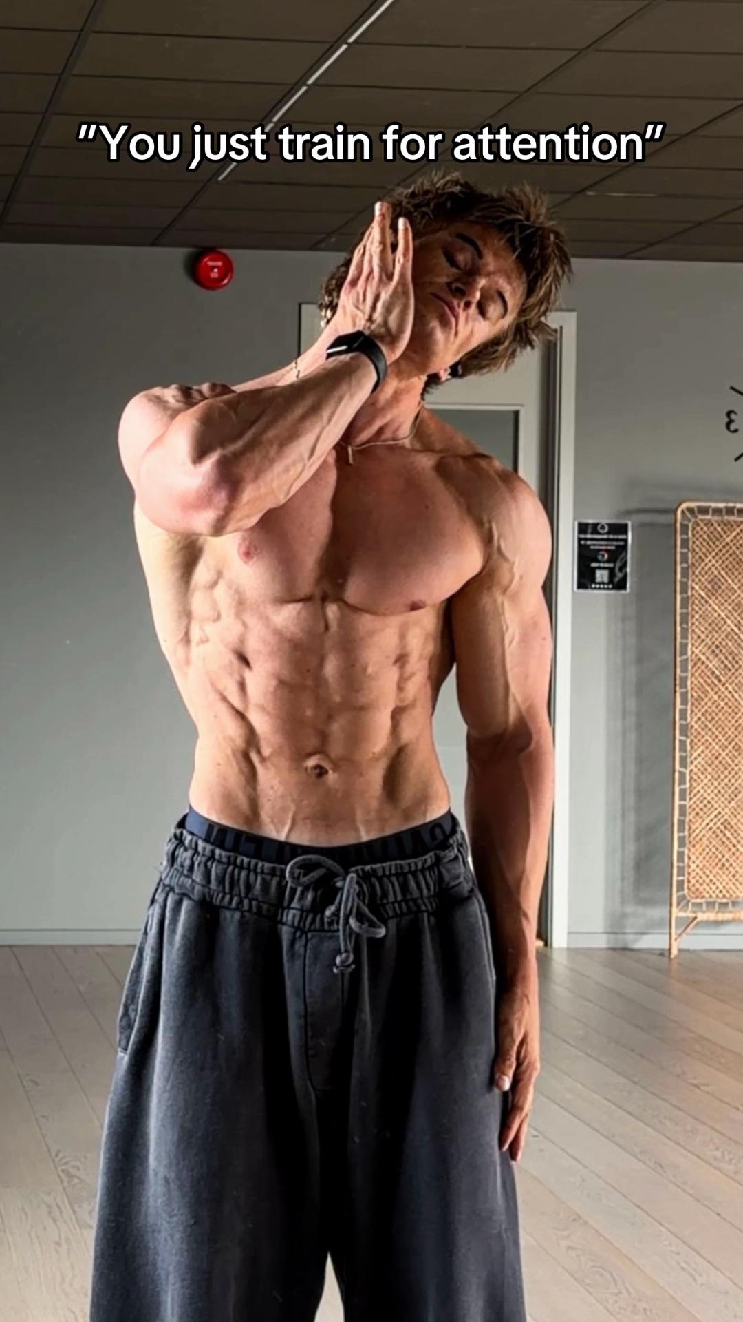 @Thefitnessnerd