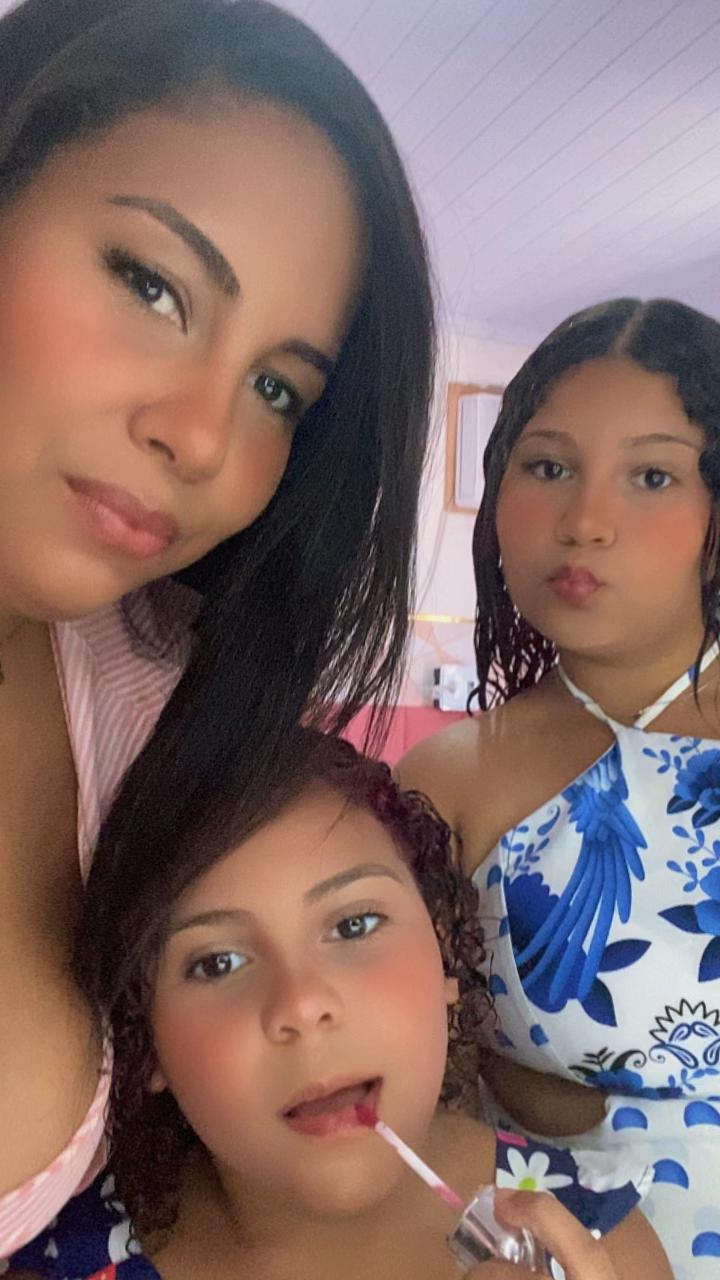 @Pamela Dias